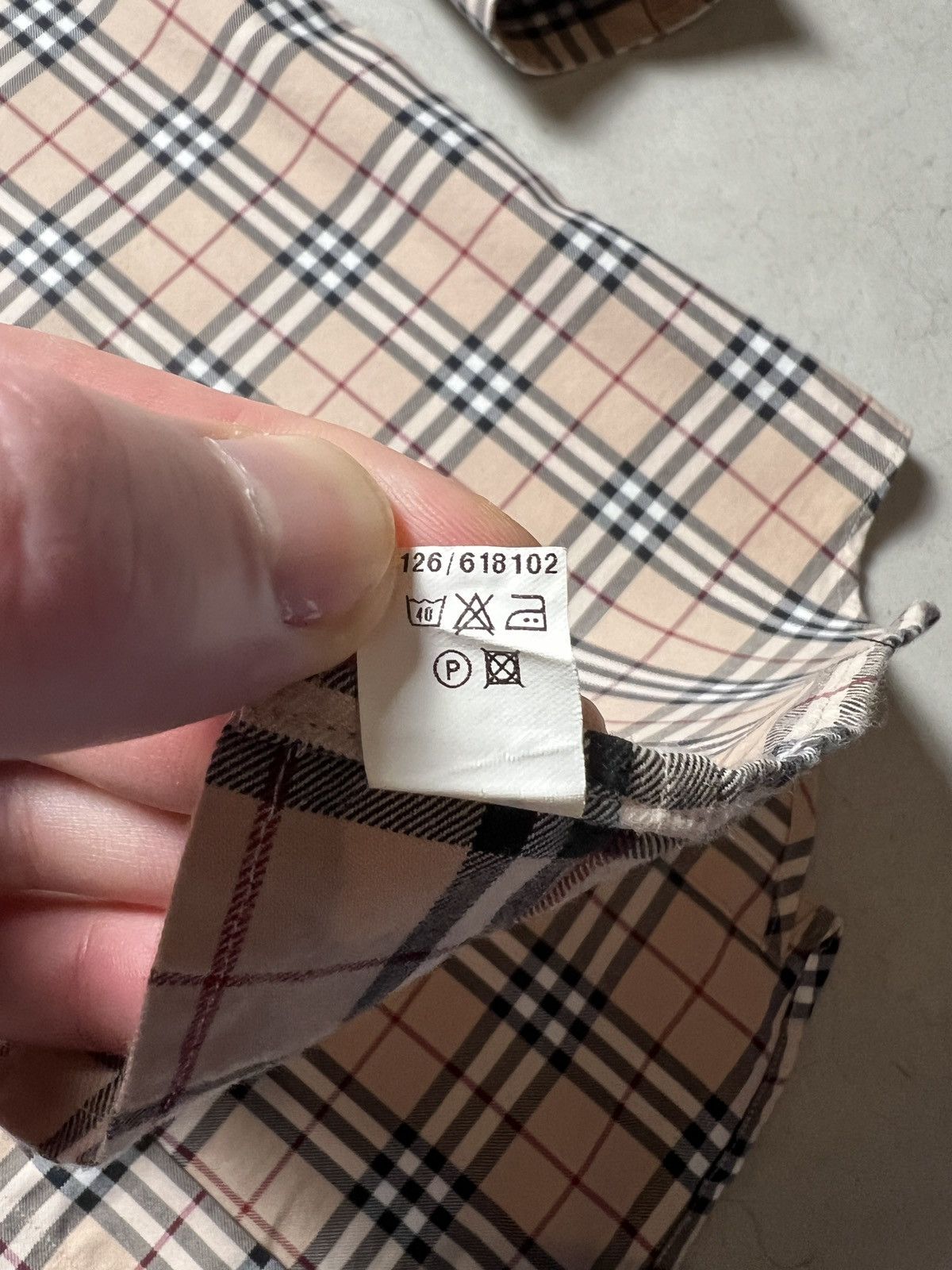 Burberry Burberry Vintage Checkered Shirt Size US L / EU 52-54 / 3 - 9 Thumbnail