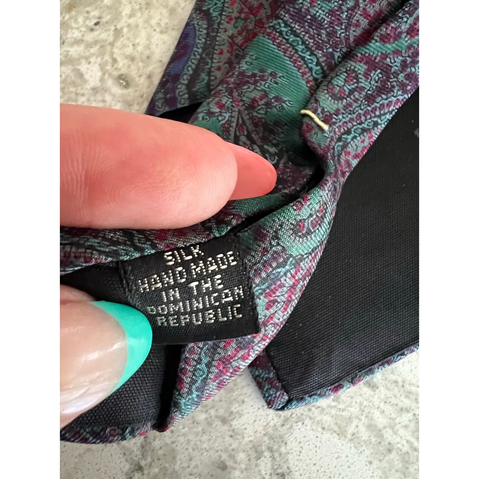 Vintage Claybrooke 100% Silk Neck Tie Hand Made Purple Blue Paisley Size ONE SIZE - 5 Thumbnail