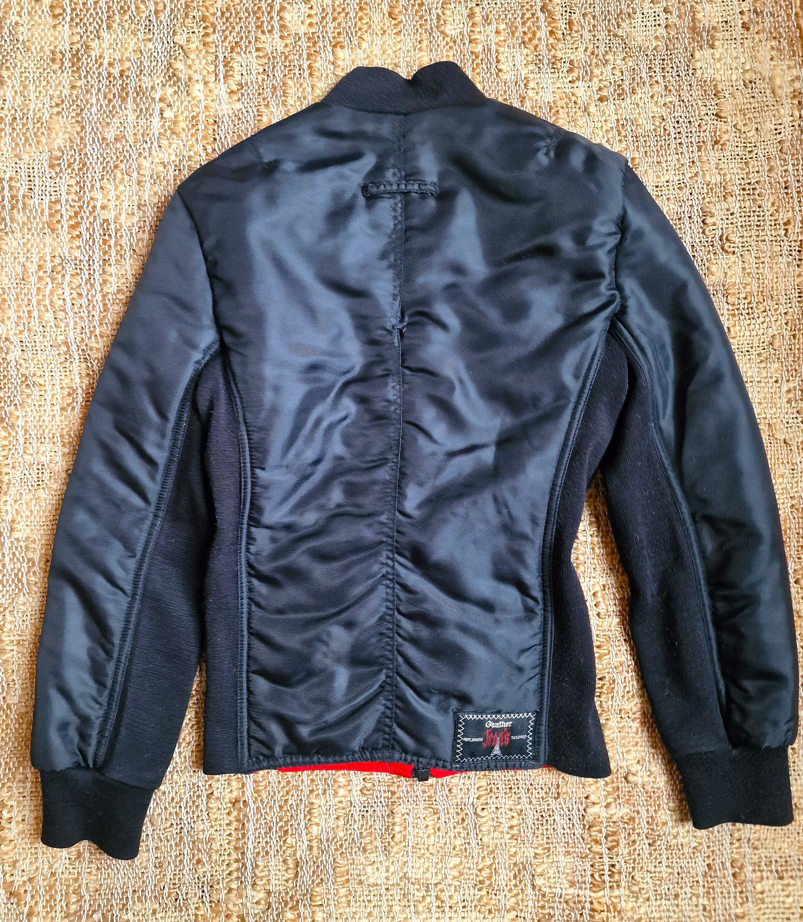 Jean Paul Gaultier Jean Paul Gaultier 6-pack Muscle Torso Puffer Bomber Jacket Size S / US 4 / IT 40 - 2 Thumbnail