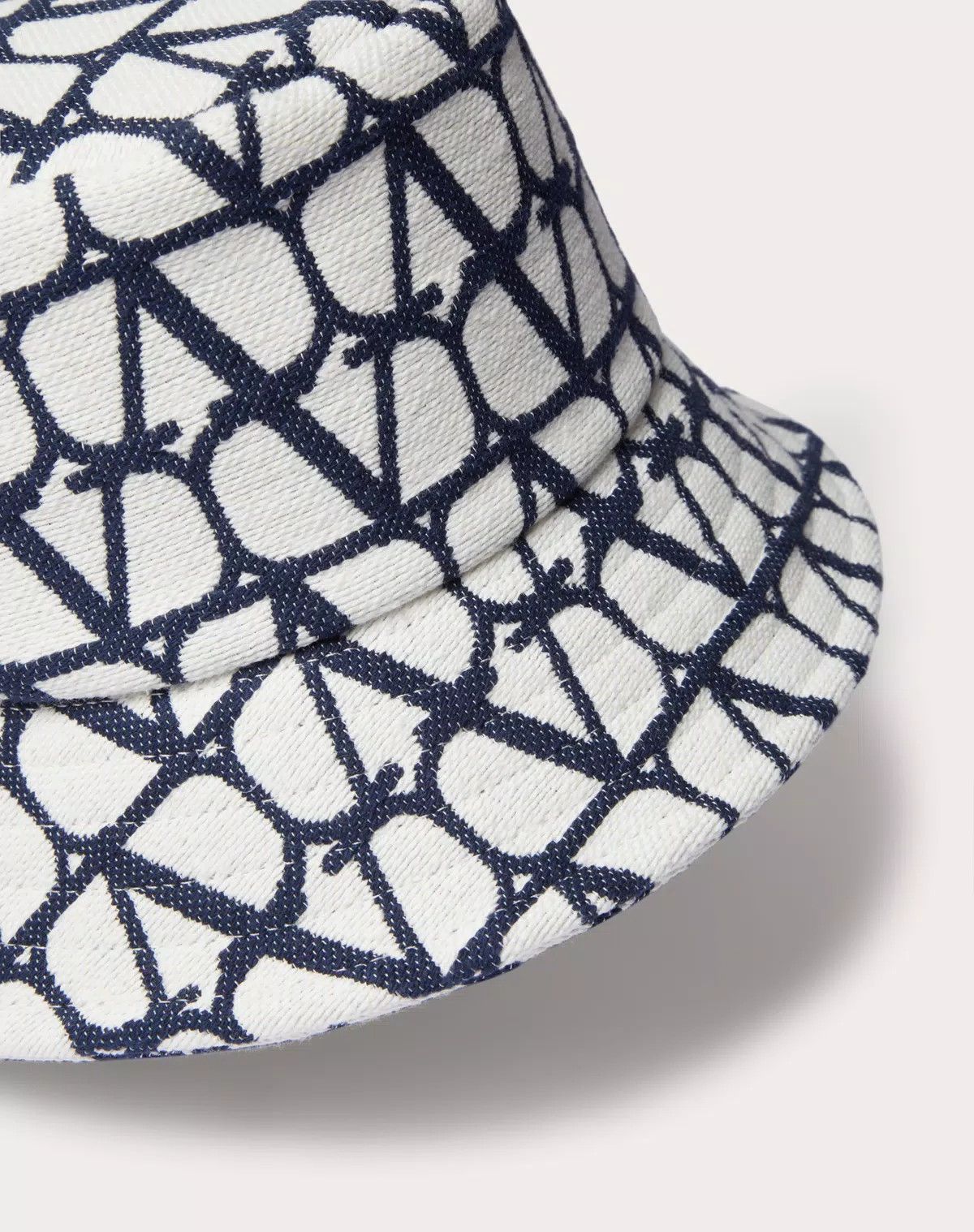 Valentino oc11z0725 Size:56/ Crochet Bucket Hat in Melange Black Size ONE SIZE - 2 Thumbnail