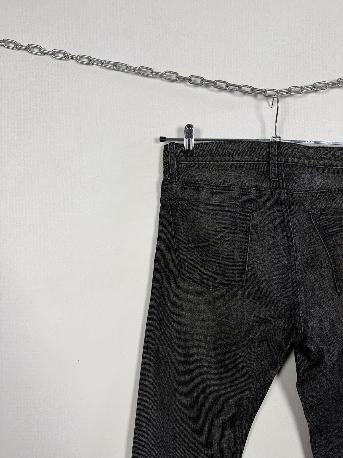 Helmut Lang Helmut Lang Dark Wash Slim Straight Jeans Made In USA Sz 28 Size US 28 / EU 44 - 12 Thumbnail