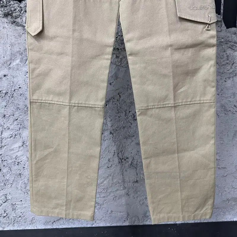 Louis Vuitton Louis Vuitton Khaki Embroidered Casual Pants . Size US 32 / EU 48 - 4 Thumbnail