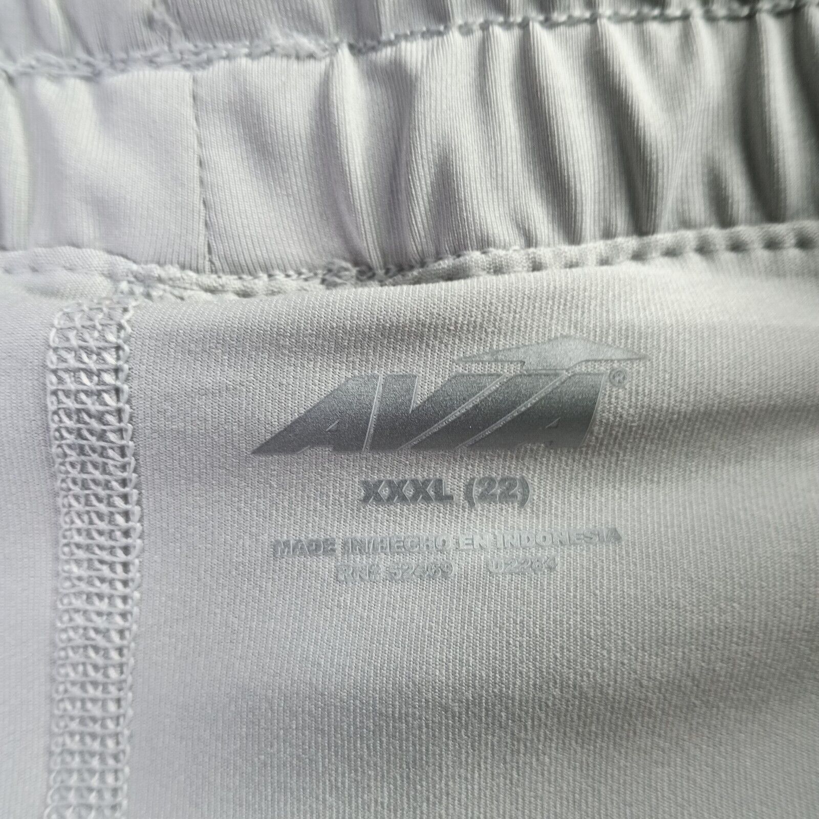 Avia Avia Running Shorts Liner Women's 3XL (22) Platinum Silver Size 42" / US 20 - 6 Thumbnail