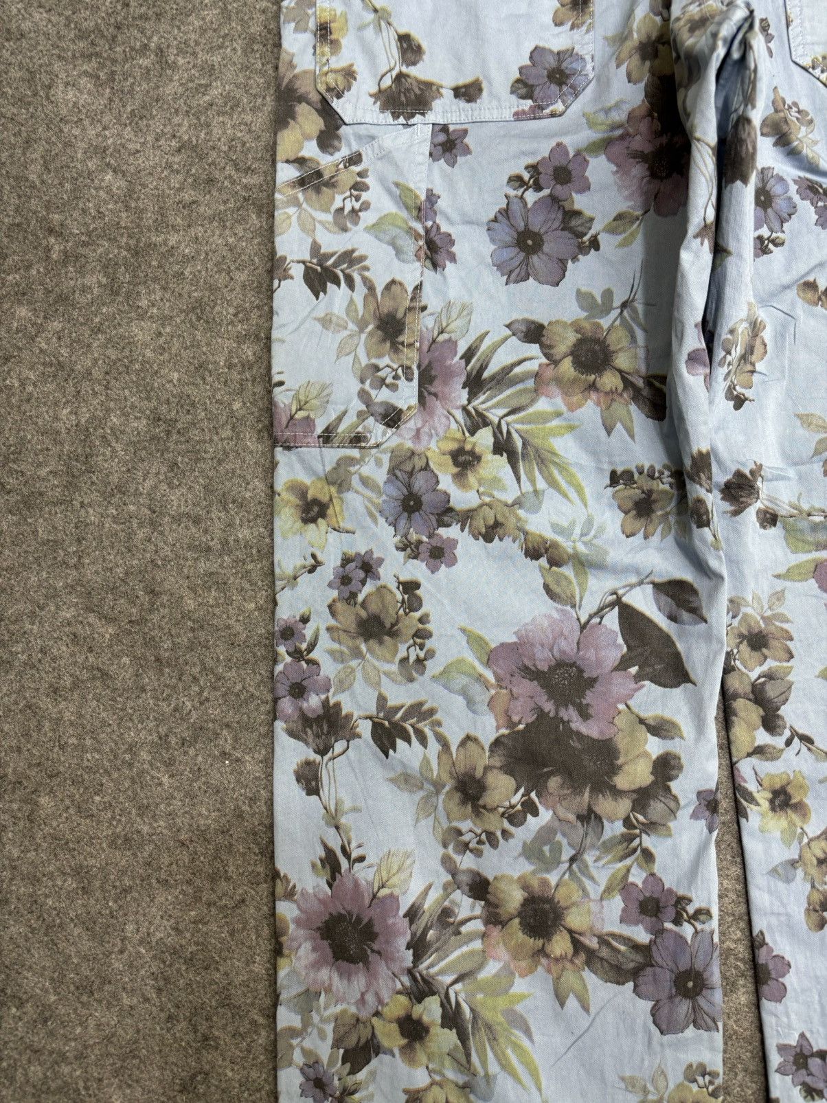 Ts(S) 💥Floral Style💥Archival ts(s) Light Baker Pant F588 Size US 35 - 12 Thumbnail