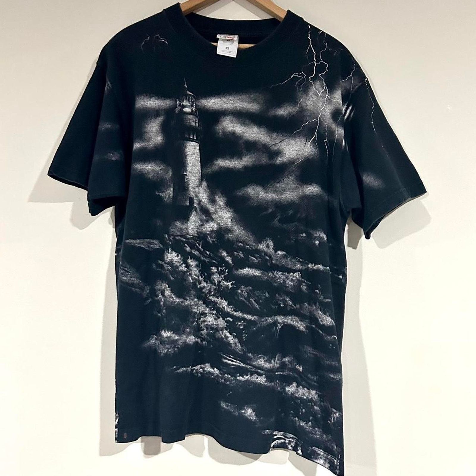 Fruit Of The Loom Vintage Storm Lighthouse Ocean Waves AOP Tee Shirt Size US L / EU 52-54 / 3 - 1 Thumbnail