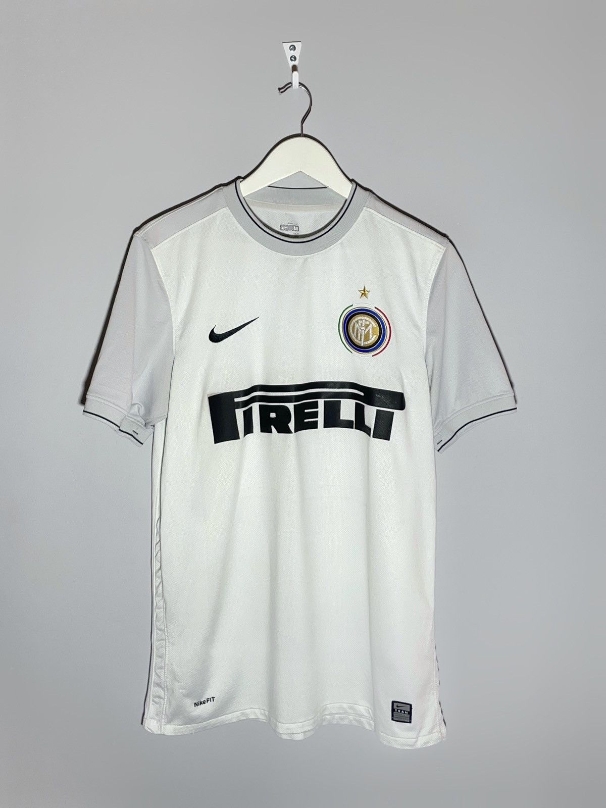 Nike Inter Milan Nike 2009/10 Goalkeeper Y2k Football Shirt Size US M / EU 48-50 / 2 - 1 Thumbnail