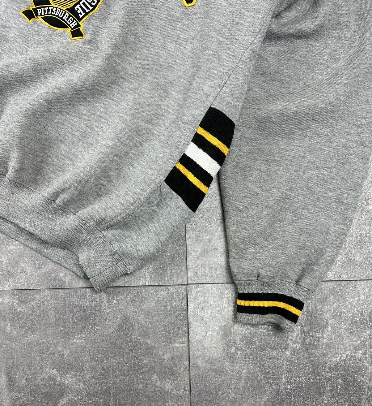 Lee Lee Sport Pittsburgh Steelers National Football League Size US M / EU 48-50 / 2 - 4 Thumbnail