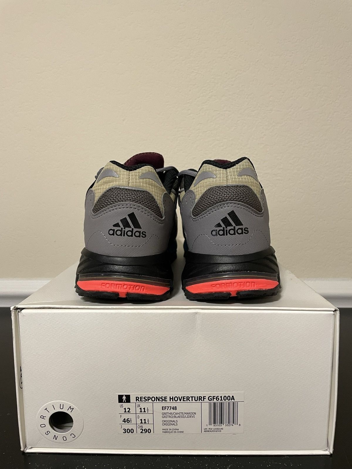 Adidas Response Hoverturf GF6100A Size US 12 / EU 45 - 3 Thumbnail