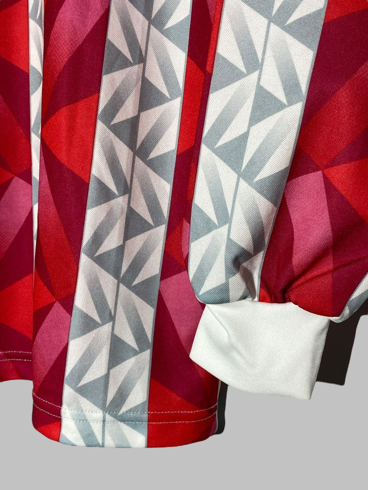 Vintage 🔥 90s LOTTO CALCIO ITALIA GEOMETRIC JERSEY AC MILAN VIBES Size US XS / EU 42 / 0 - 6 Thumbnail