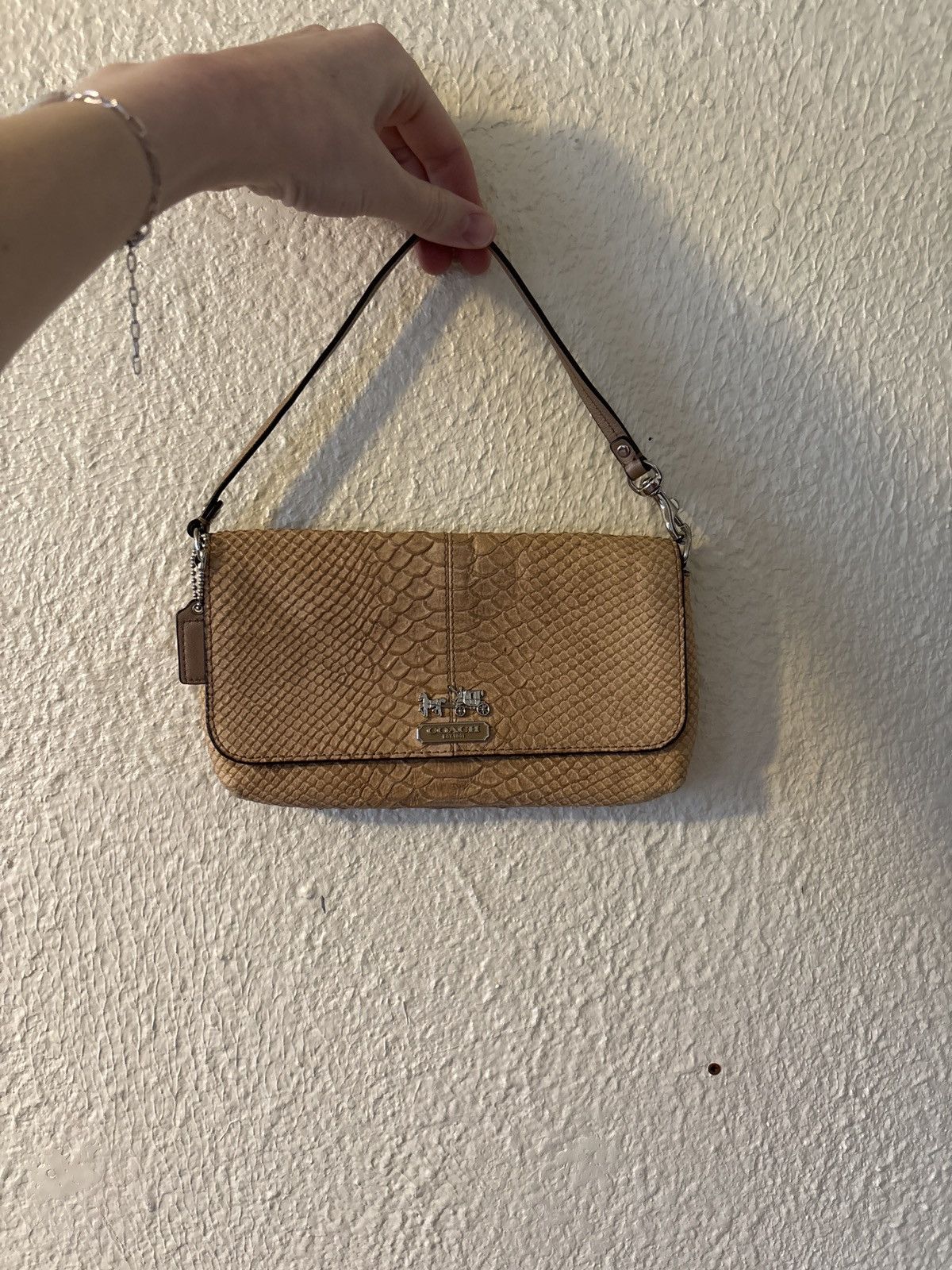 Coach Coach Alligator Skin Clutch/ Wristlet with removable strap Size ONE SIZE - 1 Thumbnail