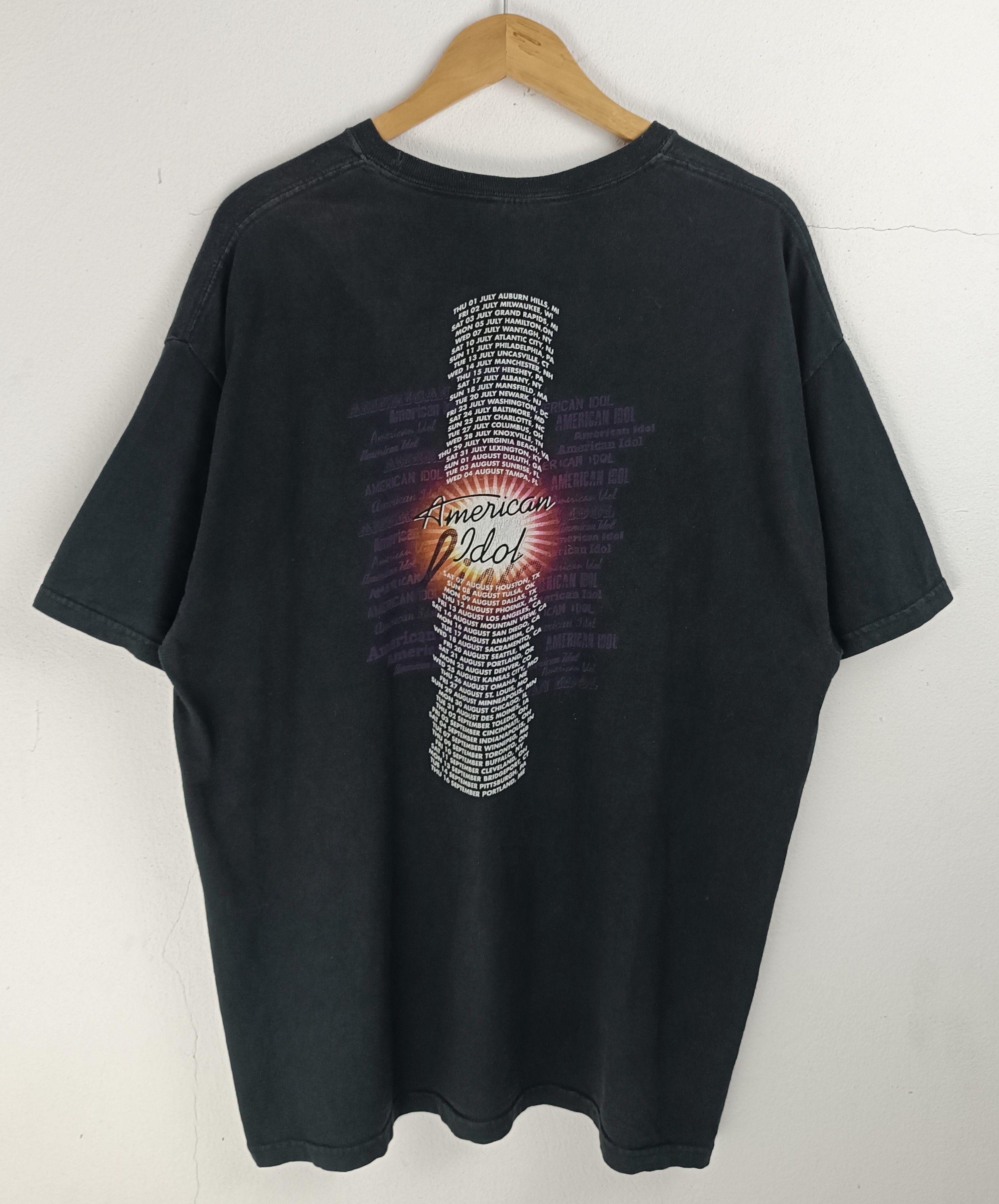 Rap Tees VINTAGE 2010 AMERICAN IDOL LIVE TOUR TS kelly clarkson aiken Size US XL / EU 56 / 4 - 4 Thumbnail