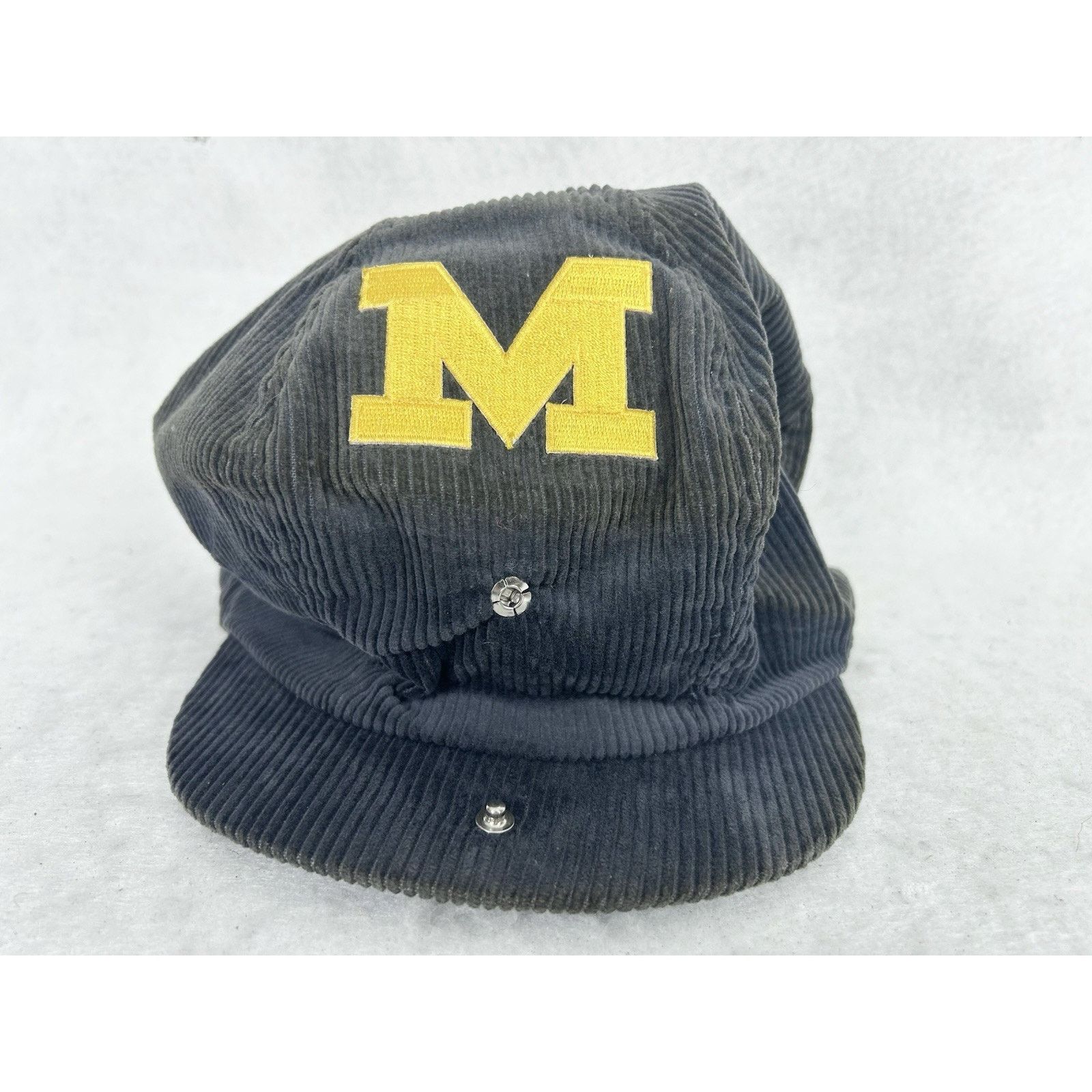 The Unbranded Brand VTG University of Michigan Corduroy Cabbie Hat Made in USA Size ONE SIZE - 9 Thumbnail