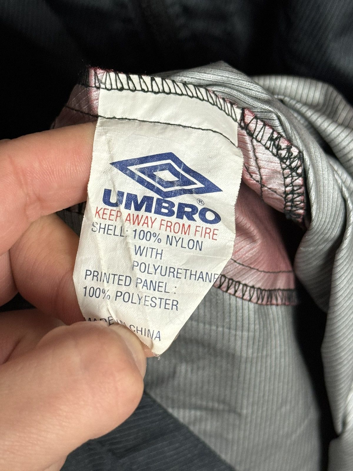 Umbro Vintage Manchester United Sharp Training Football Jacket Size US S / EU 44-46 / 1 - 16 Thumbnail