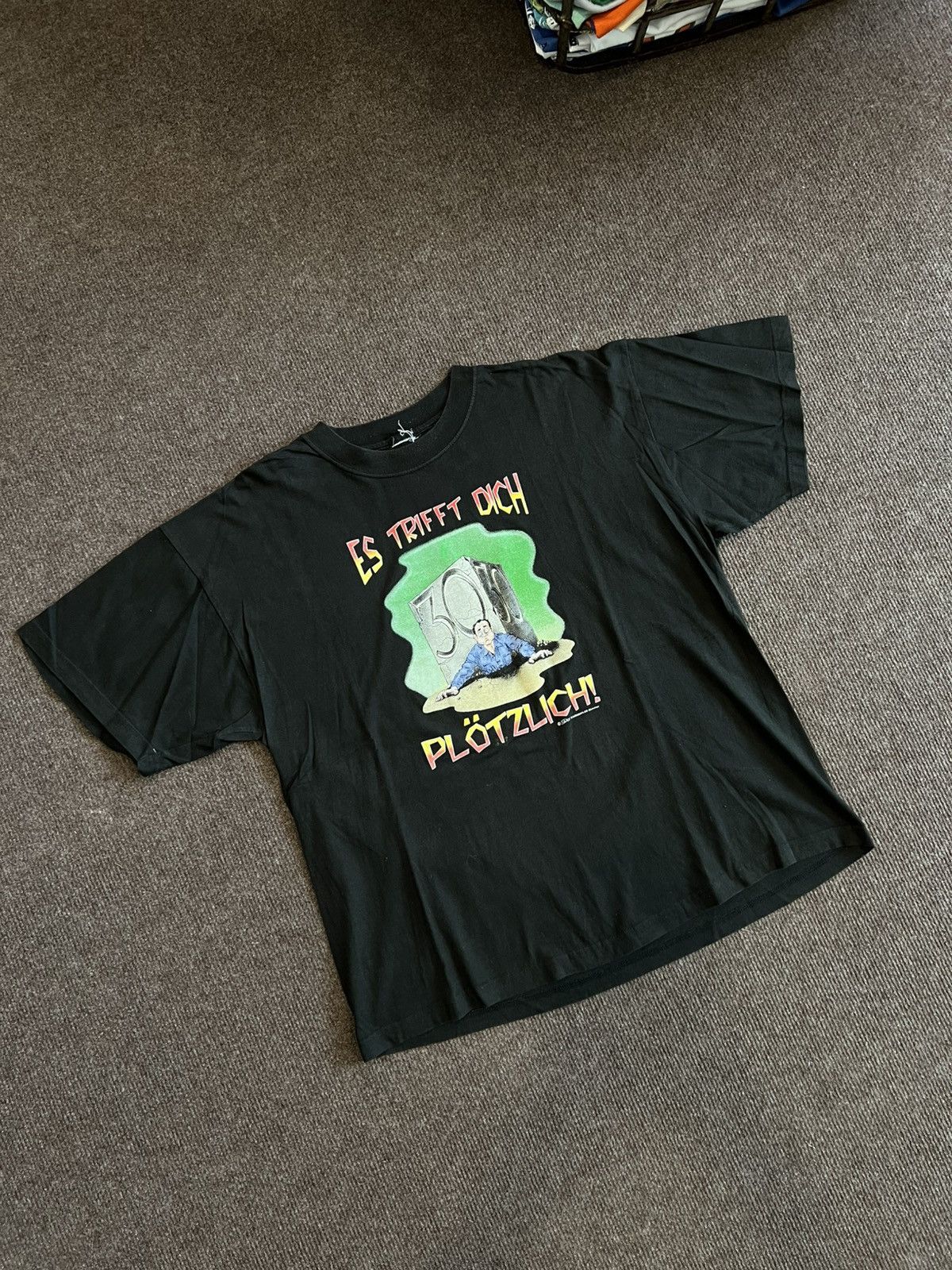 Other Es Trifft Dich Plötzlich ! Vintage T-shirt Size US M / EU 48-50 / 2 - 2 Thumbnail