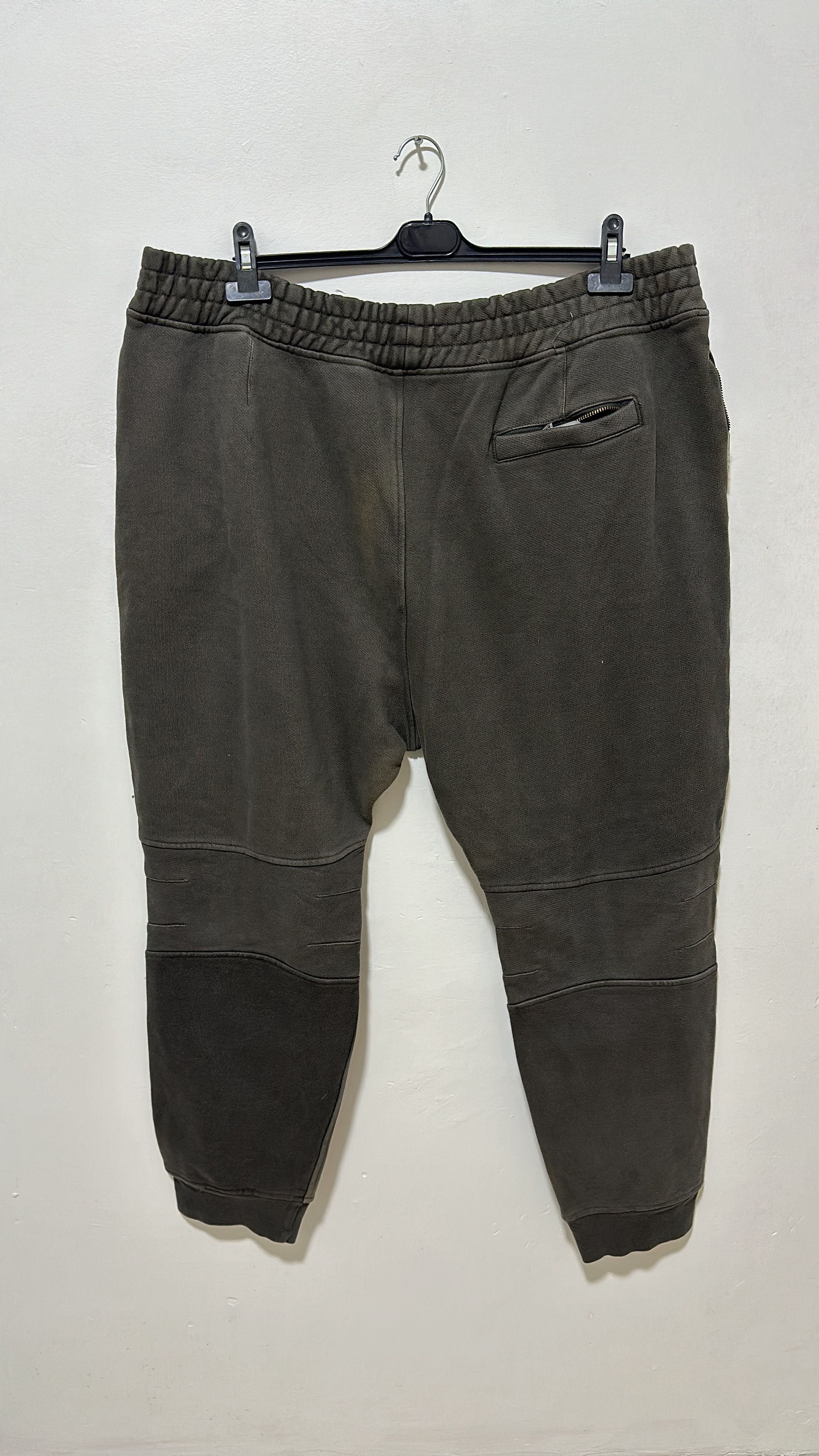 Yeezy 2015 Yeezy Season 1 Sweatpant Size XLARGE Size US 36 / EU 52 - 4 Thumbnail
