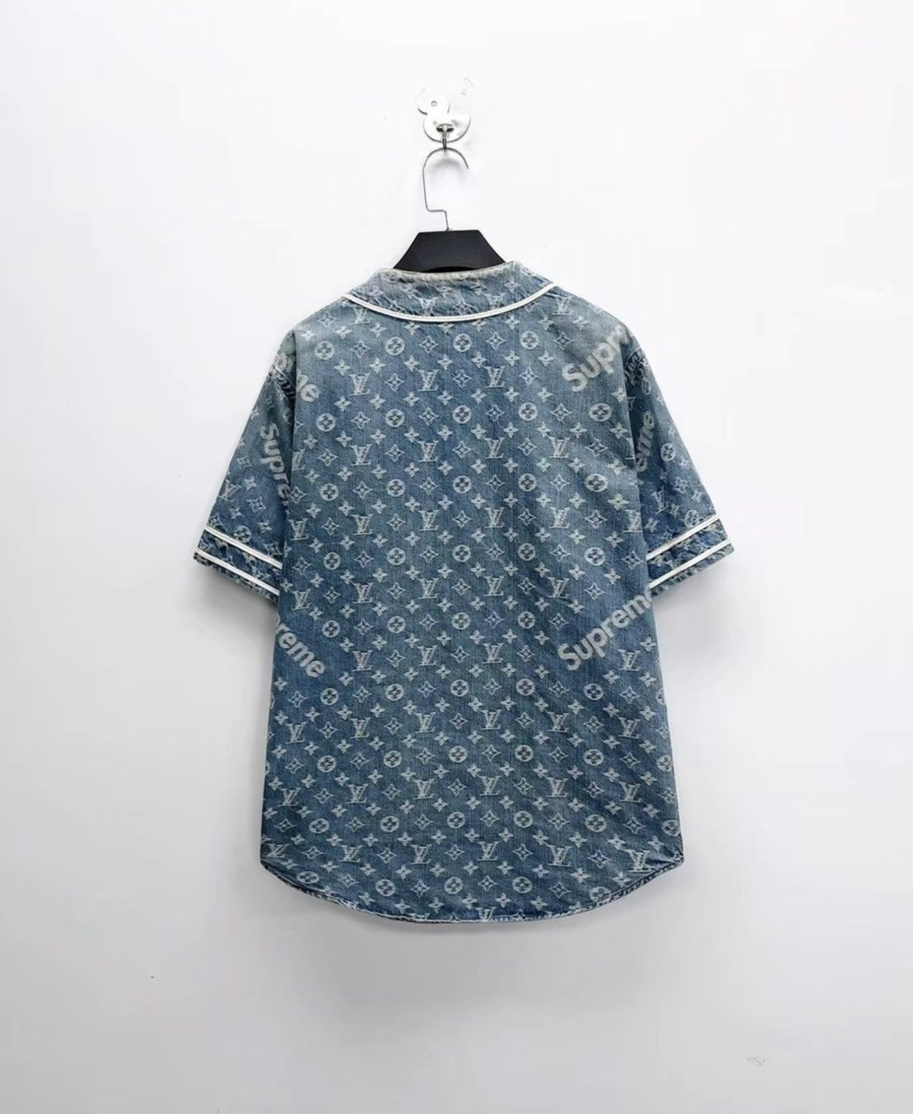 Louis Vuitton × Supreme Supreme lv Louis Vuitton denim baseball Jersey Size US XXS / EU 40 - 2 Thumbnail