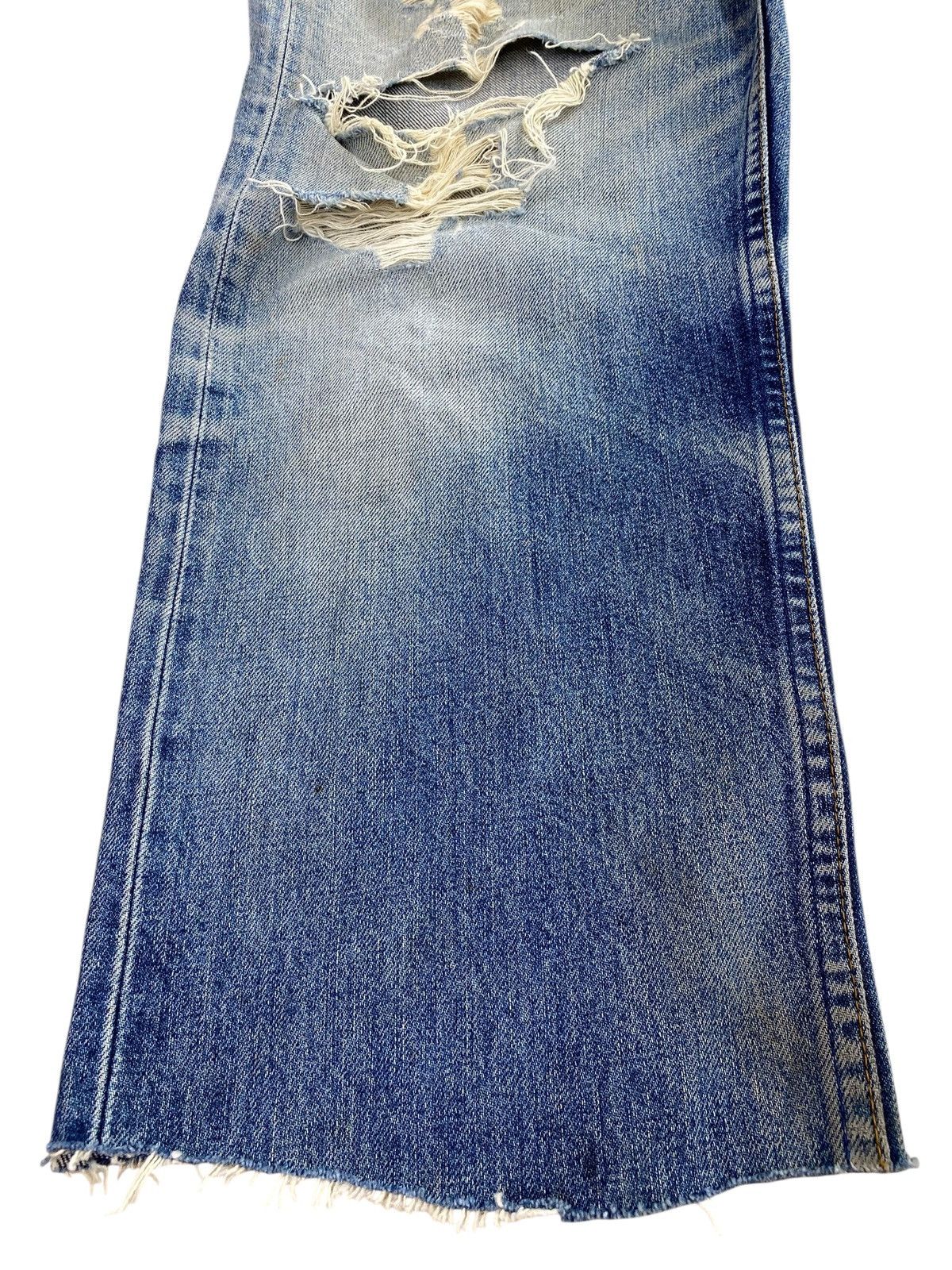 Levi's Levi’s Distressed Faded Wash Style Loose Jeans Size US 30 / EU 46 - 5 Thumbnail