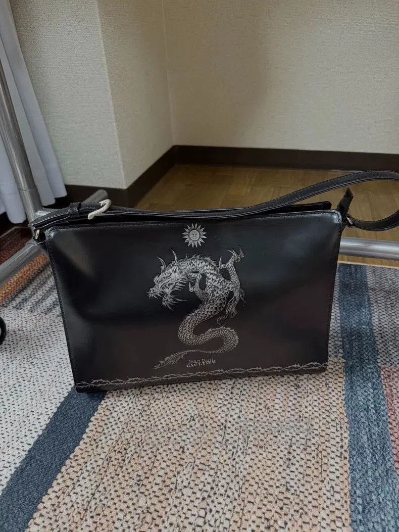 Jean Paul Gaultier Jean Paul GAULTIER Dragon Embroidered Shoulder Bag. Size ONE SIZE - 3 Thumbnail