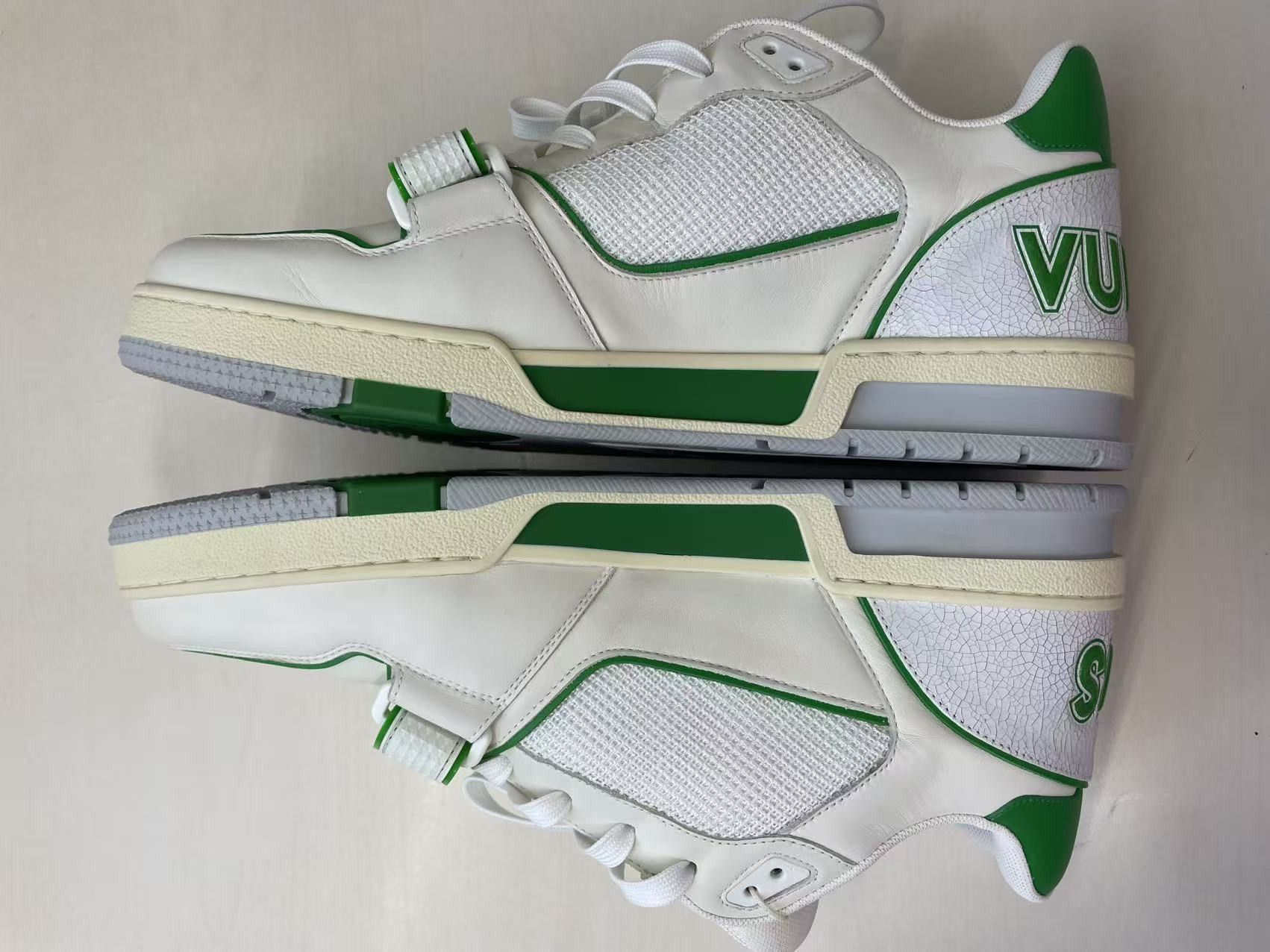 Louis Vuitton Louis Vuitton Green White Monogram Trainer Sneaker Size US 10 / EU 43 - 10 Thumbnail