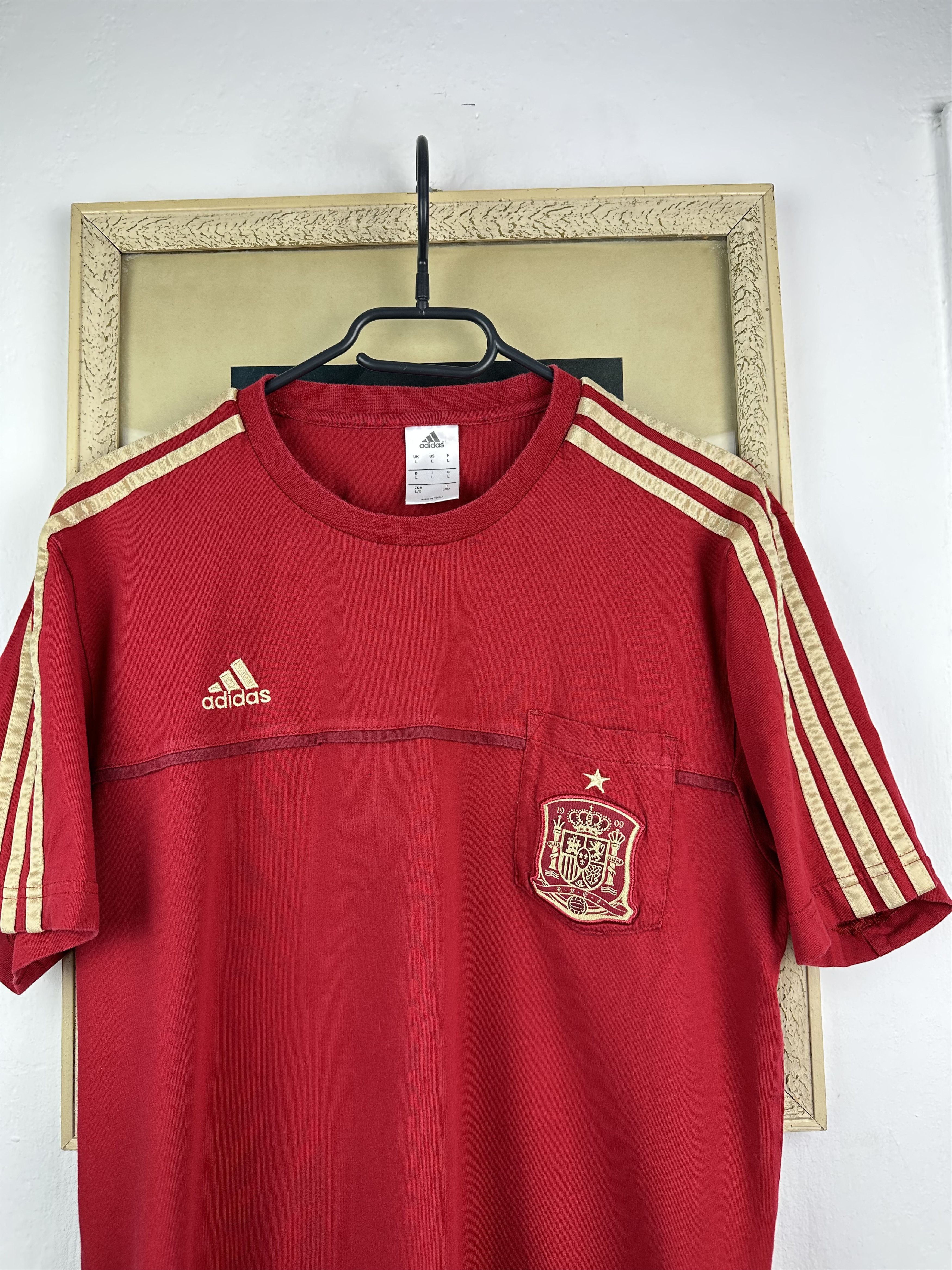 Adidas Adidas Spain Football Train Shirt Soccer Rare Size US L / EU 52-54 / 3 - 2 Thumbnail