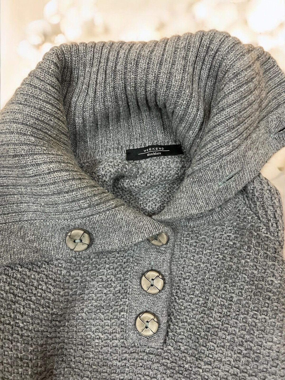 Weekend Max Mara Max Mara Weekend grey poncho size S wool blend Size S / US 4 / IT 40 - 5 Thumbnail