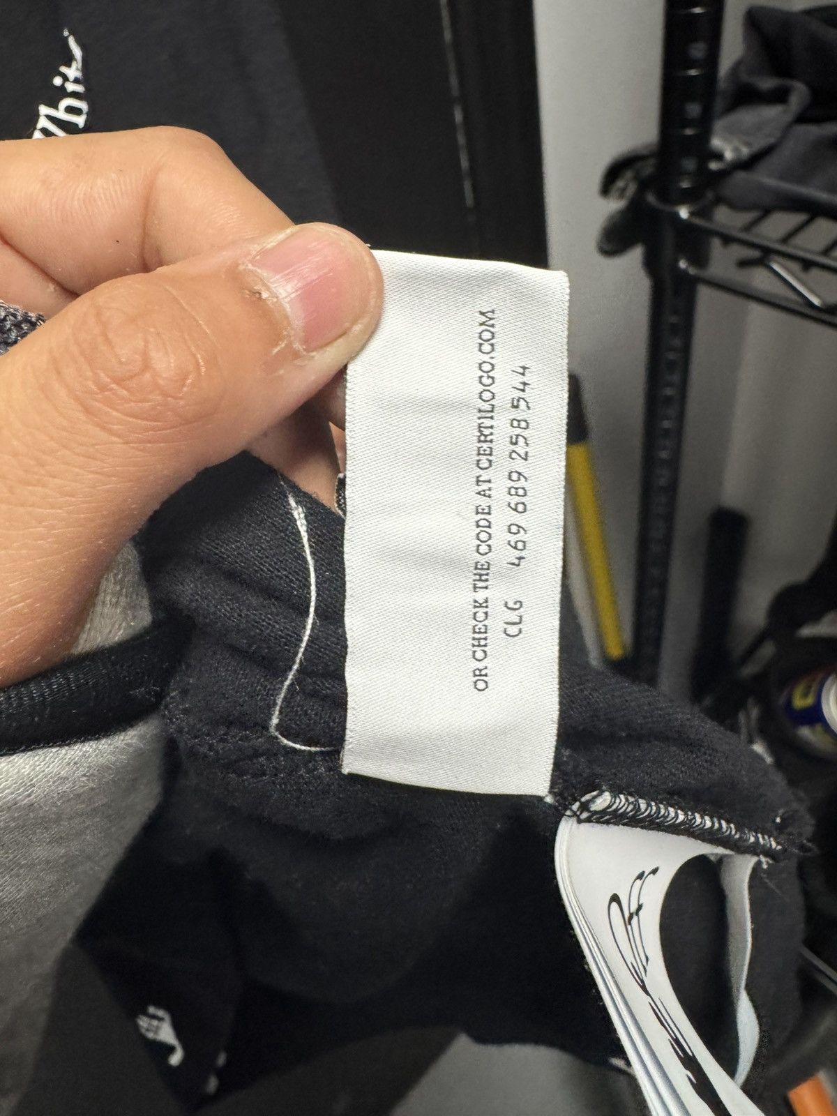 Off-White OFF-WHITE All Over Logo Print T-Shirt Black White Size US XXS / EU 40 - 5 Thumbnail