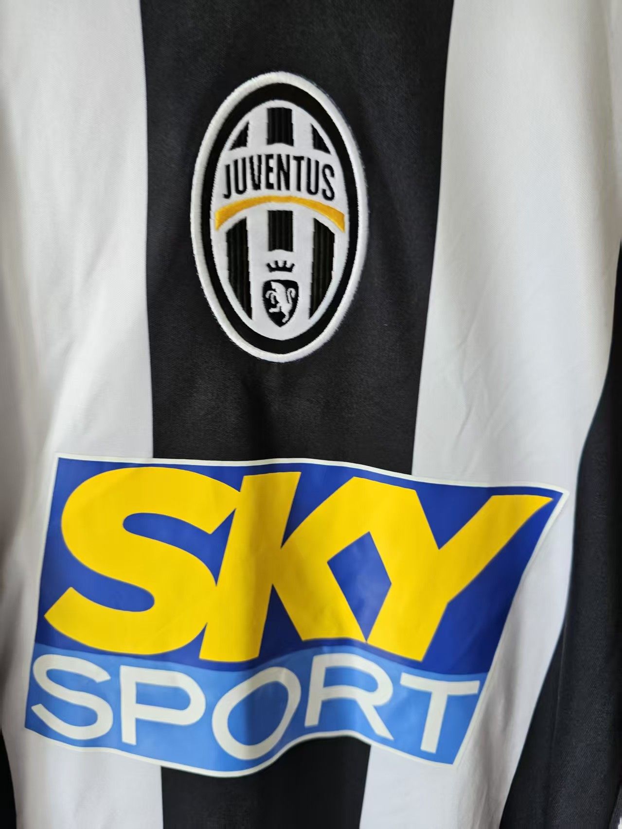Other Juventus #10 del Piero Jersey 2004 2005 Size US S / EU 44-46 / 1 - 3 Thumbnail