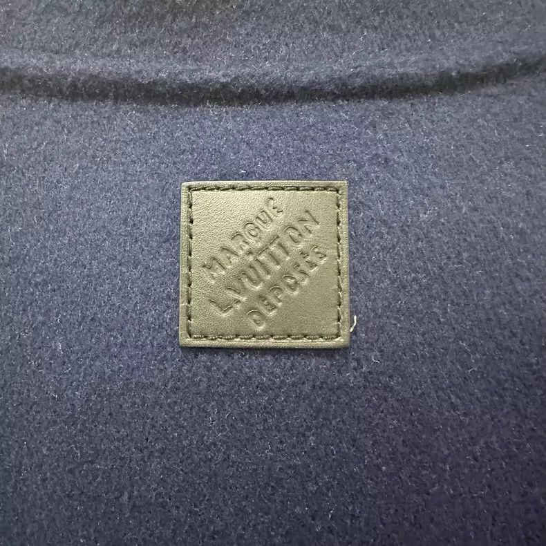 Louis Vuitton Louis Vuitton Dark blue woolen reversible jacket Nextarrow Size US L / EU 52-54 / 3 - 5 Thumbnail