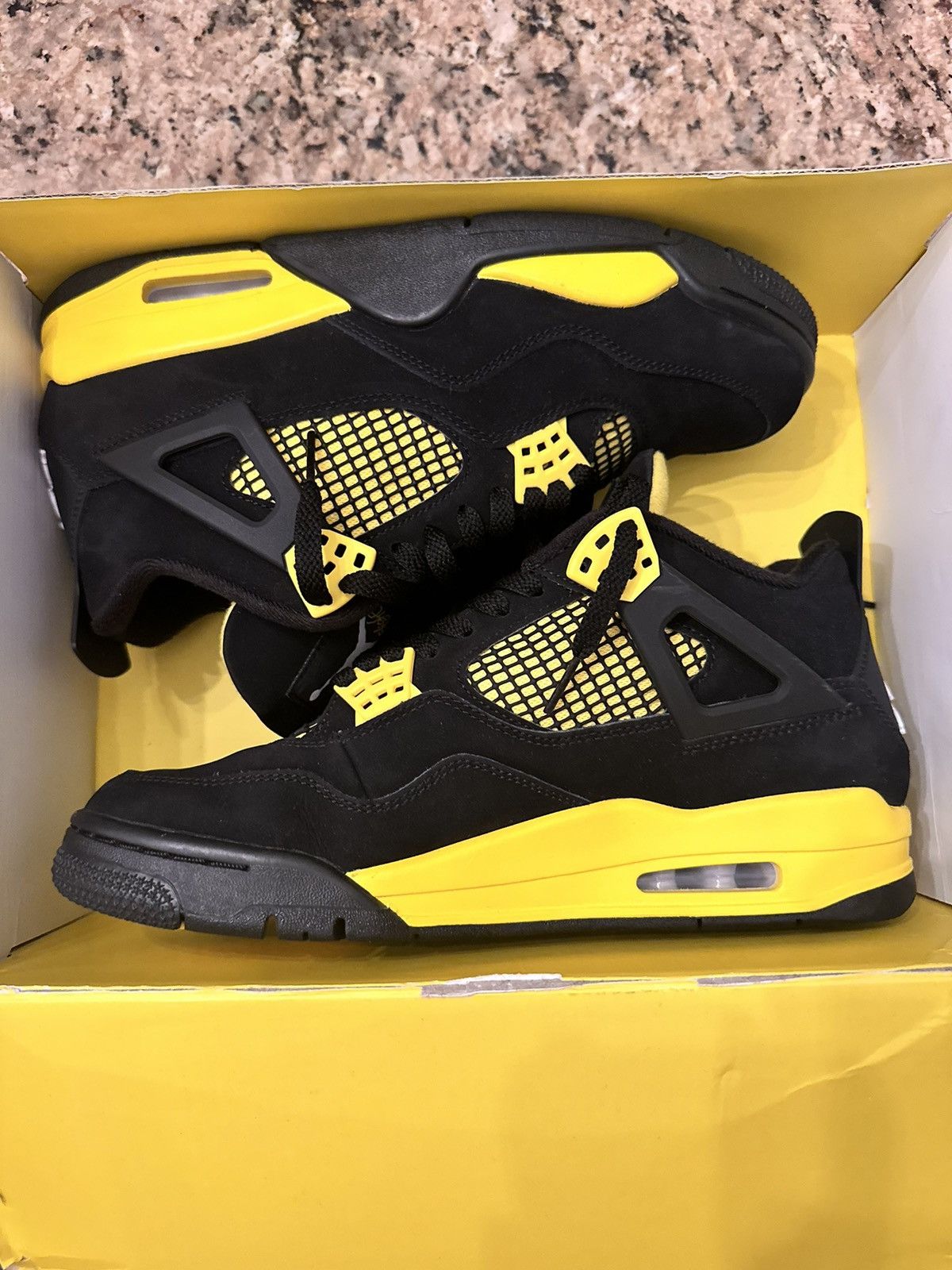 Jordan Brand Jordan thunders Size US 9 / EU 42 - 8 Thumbnail