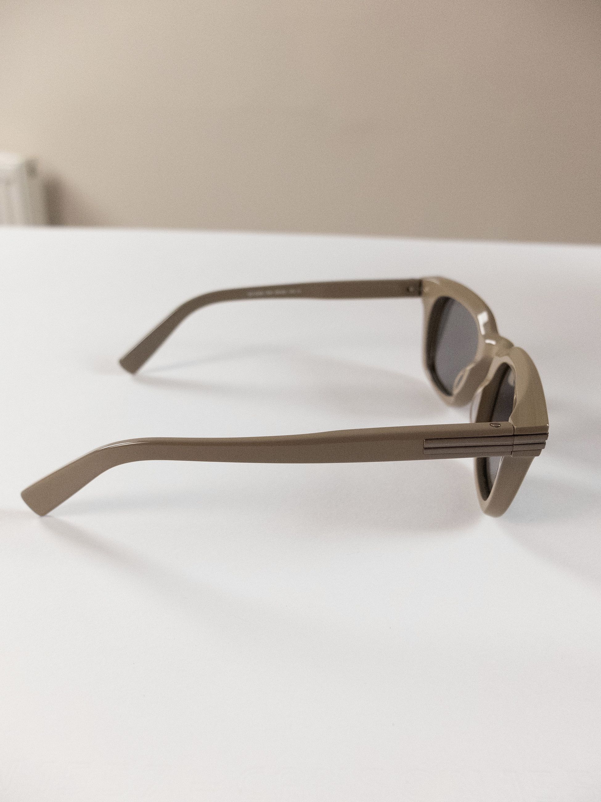 Ermenegildo Zegna ZEGNA shiny beige oval acetate sunglasses authentic Italy Size ONE SIZE - 7 Thumbnail