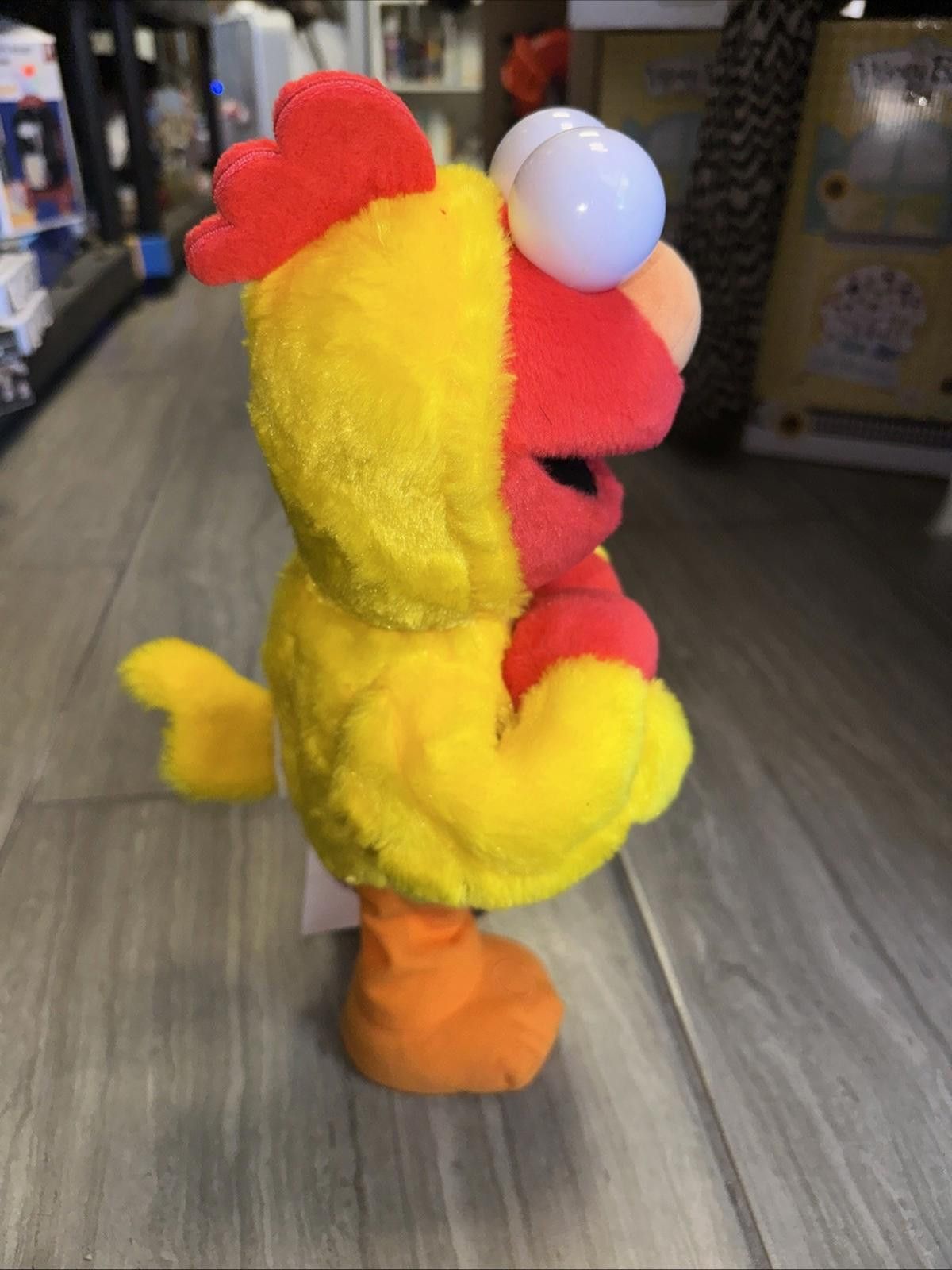 Other Just Play Sesame Street Chicken Dance Elmo Animated Dances Size ONE SIZE - 4 Thumbnail