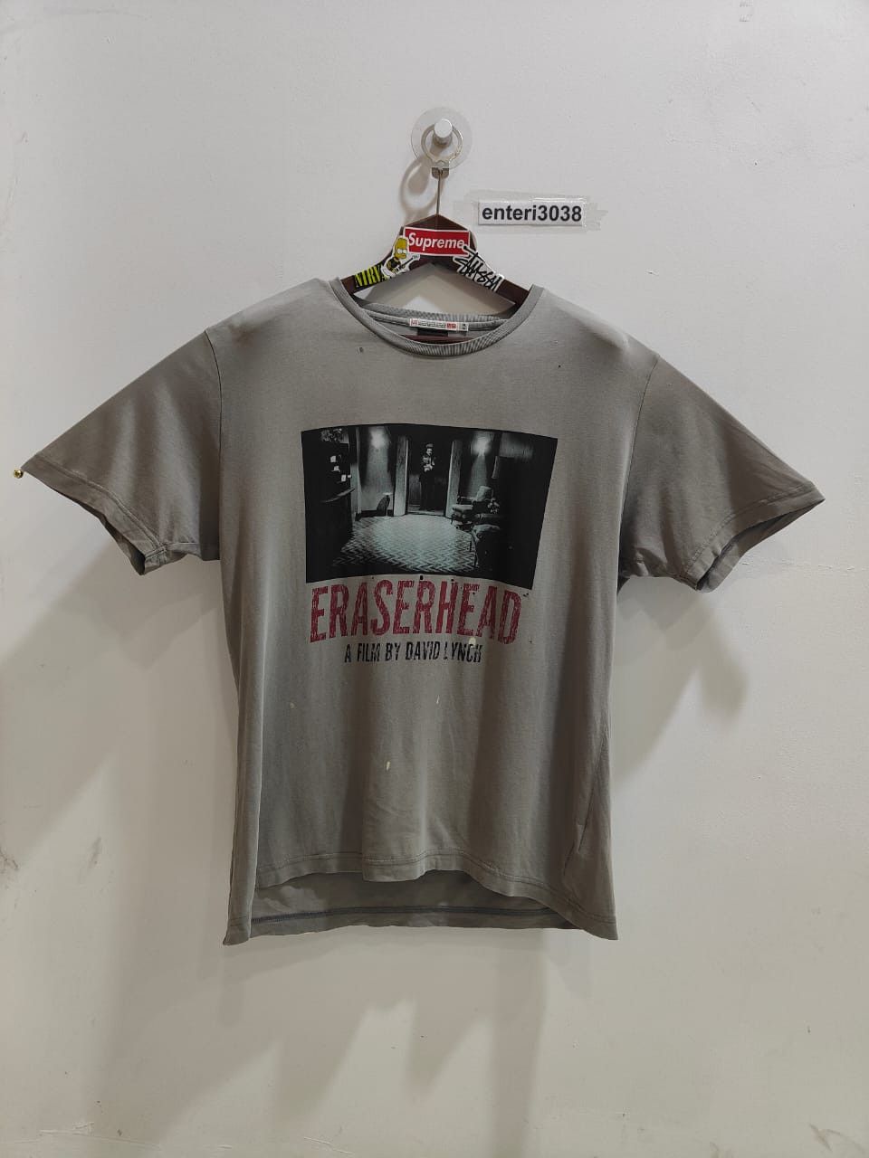 Vintage vintage UNIQLO X ERASERHEAD X FILM BY DAVID LYNCH Distressed Size US L / EU 52-54 / 3 - 1 Thumbnail