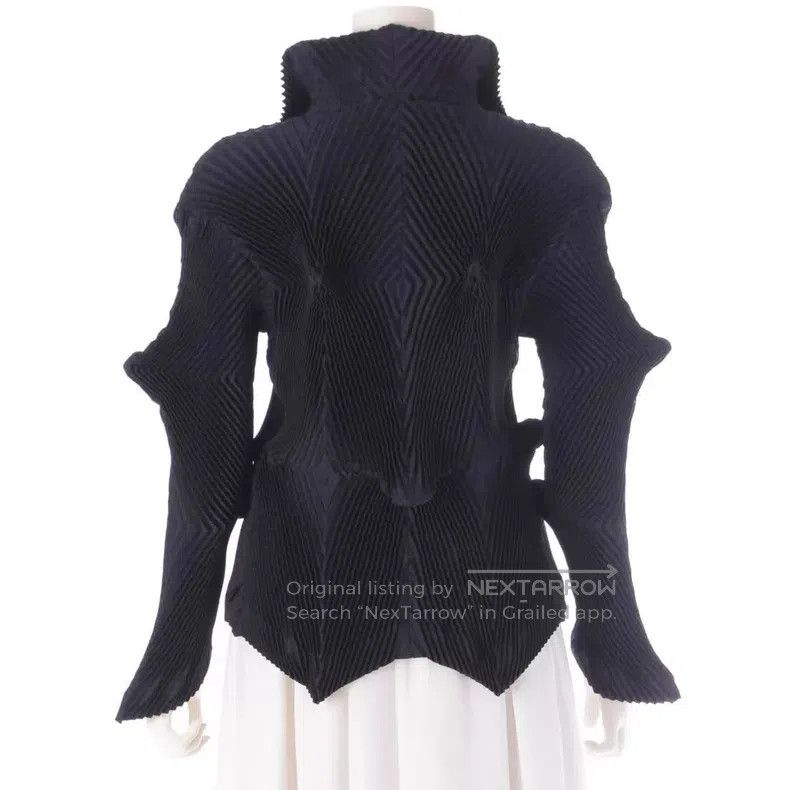 Issey Miyake Issey Miyake 3D Elastic Pleated Jacket Size M / US 6-8 / IT 42-44 - 4 Thumbnail