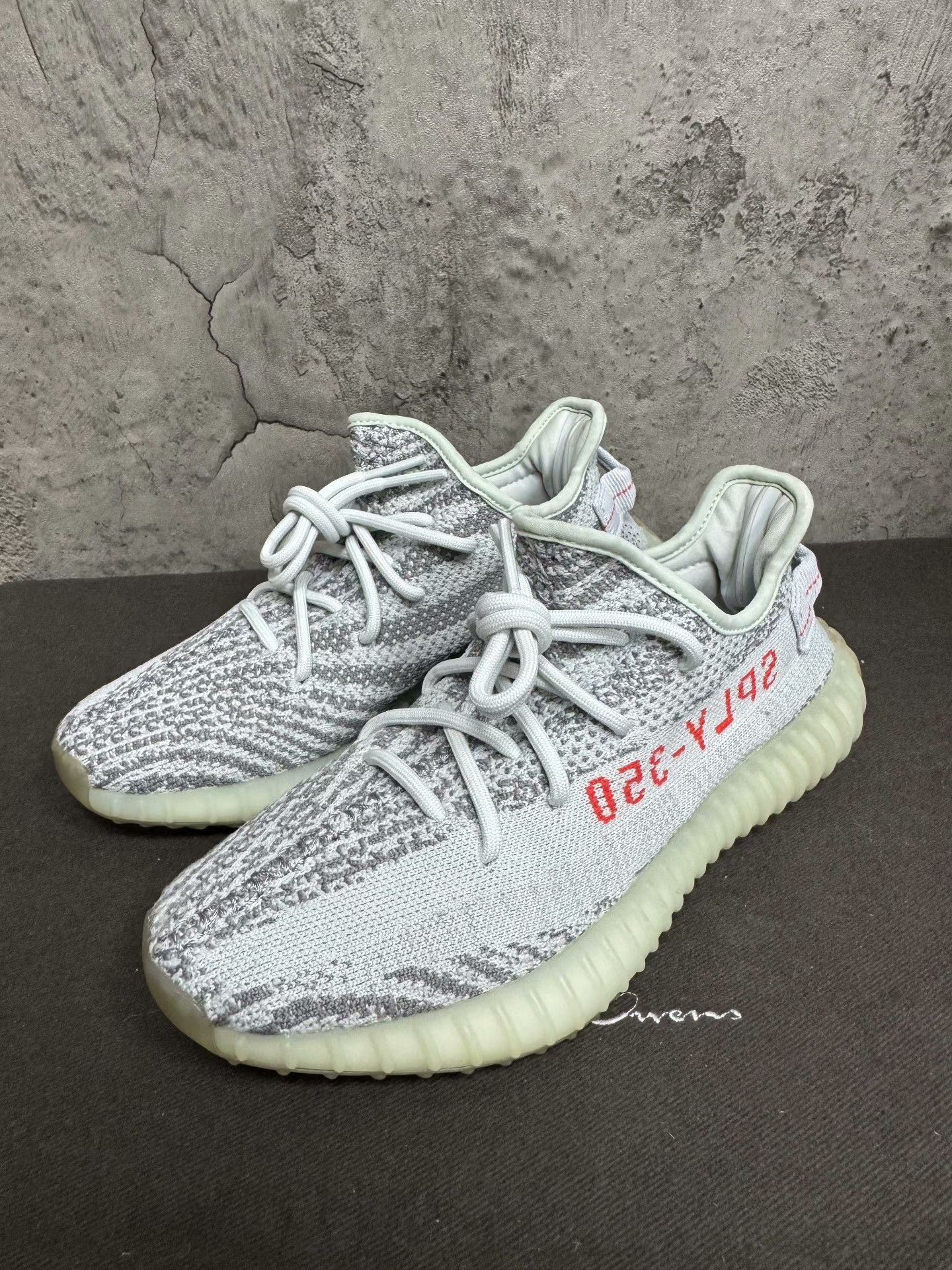Yeezy Yeezy Blue Lowtop Sneakers 40 Men Size US 7.5 / EU 40-41 - 1 Thumbnail