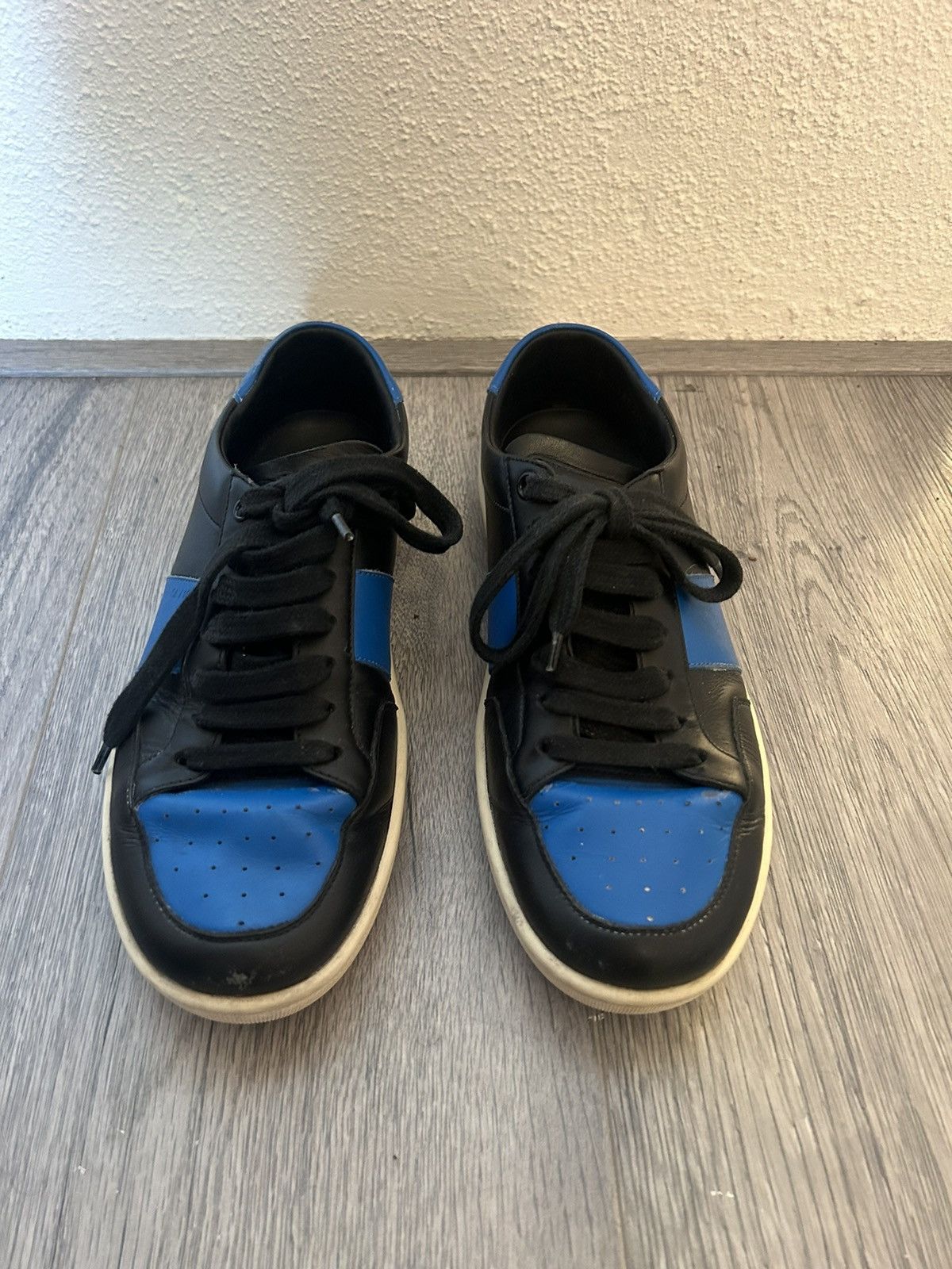 Saint Laurent Paris Saint Laurent Low-Top Court Sneaker - Size 39 Size US 6 / EU 39 - 3 Thumbnail