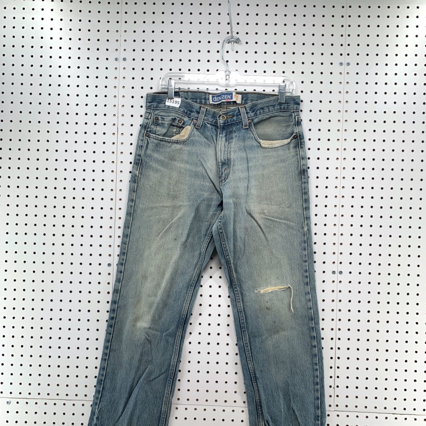 Levi's Levi's Jeans Main Selling Point: 281 Straight Fit Mens - Size 32x31 - Medium Wash Distressed - Denim Shirt? Size US 32 / EU 48 - 2 Thumbnail