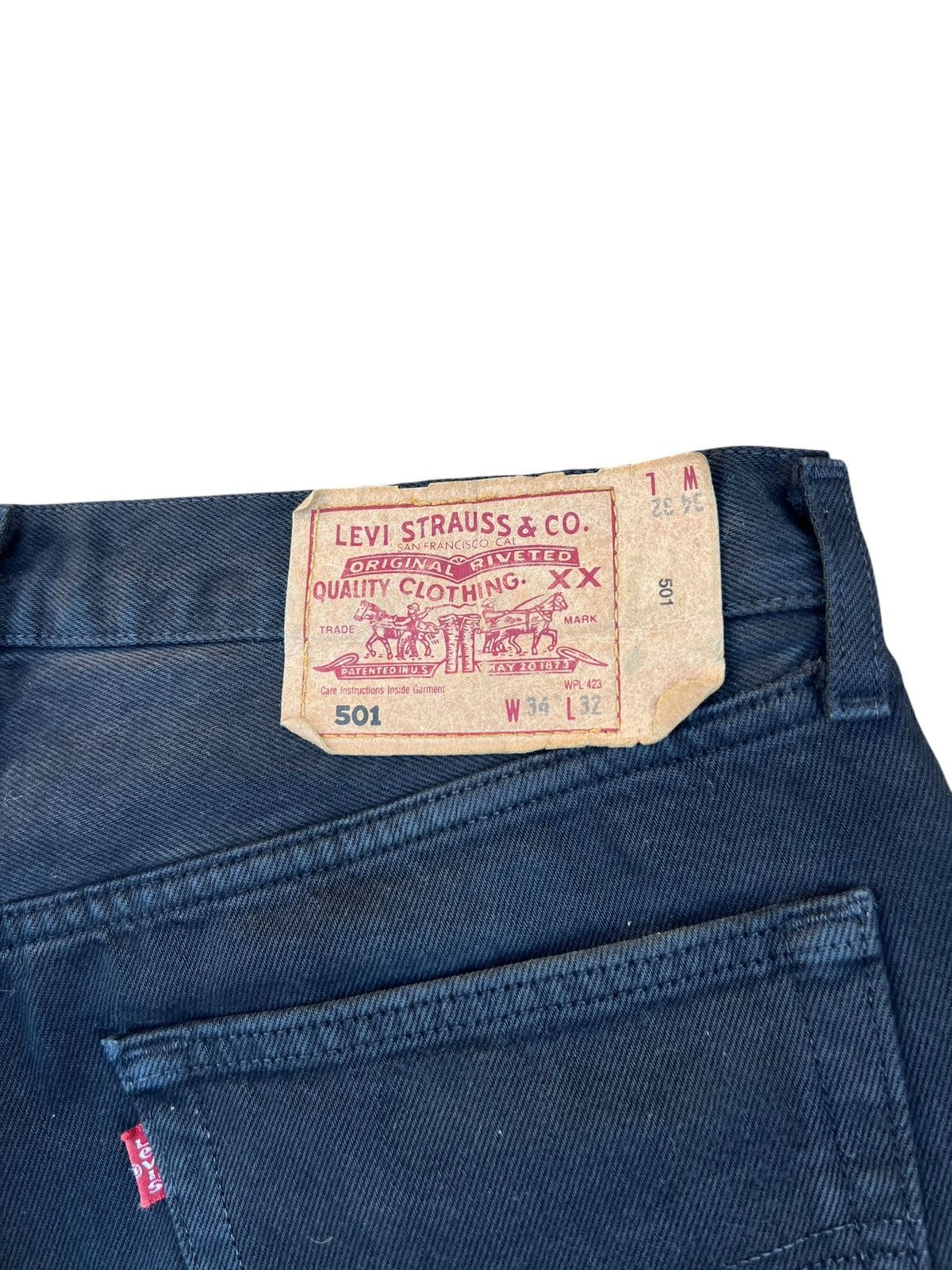 Levi's Vintage 2002 Levi’s 501 Sun Faded Black Denim Jeans Regular Size US 32 / EU 48 - 15 Thumbnail