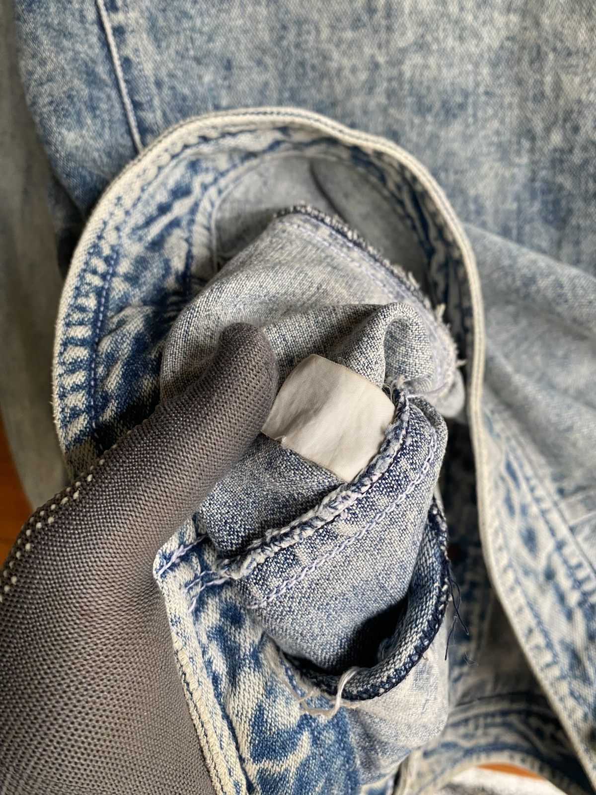 Vintage Vintage 1980s Acid-Wash Denim Jacket Unisex Retro Blue Jean Size US L / EU 52-54 / 3 - 14 Thumbnail