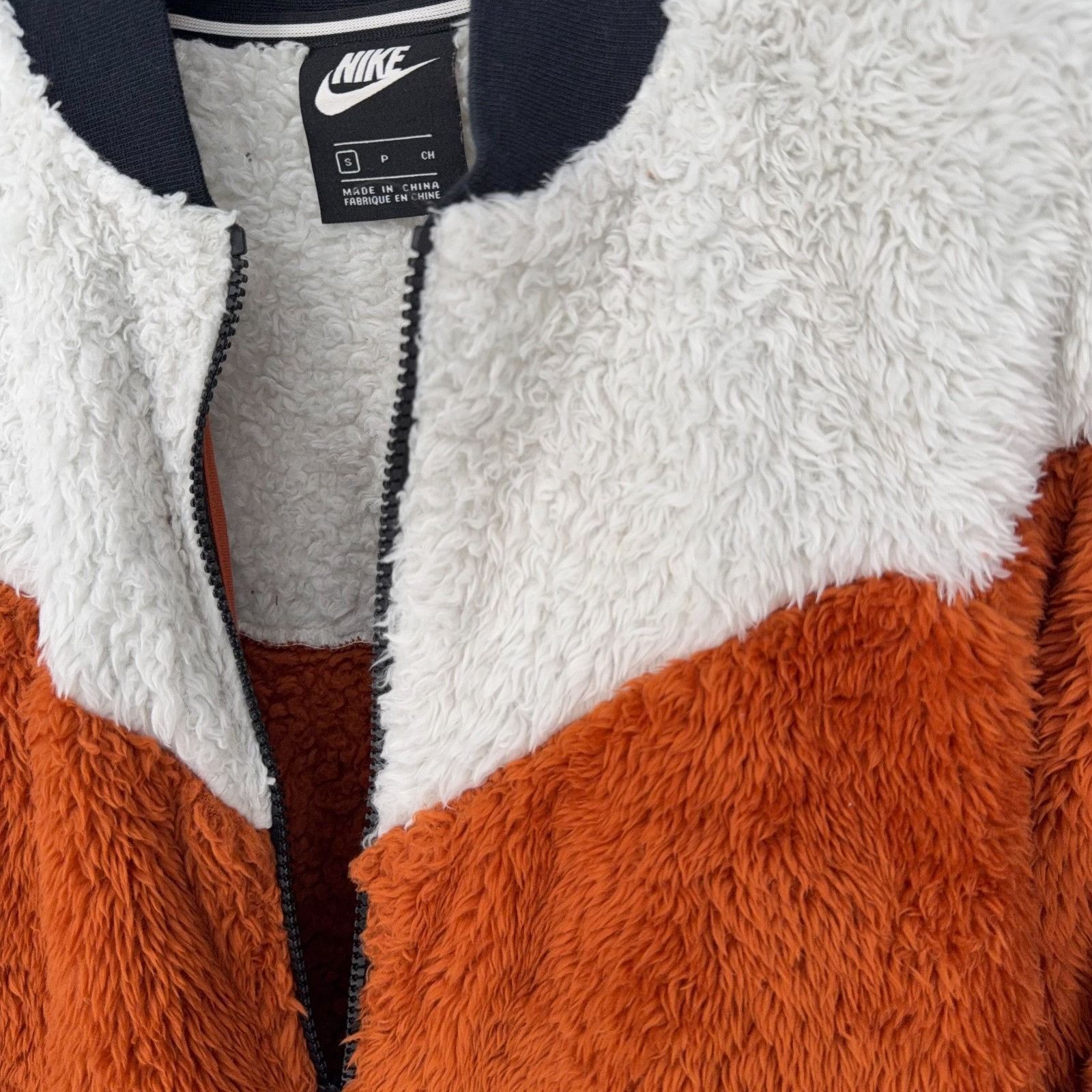 Nike Nike Women's "Wolf" Sherpa Sport Fleece Bomber Jacket Orange Size S / US 4 / IT 40 - 4 Thumbnail