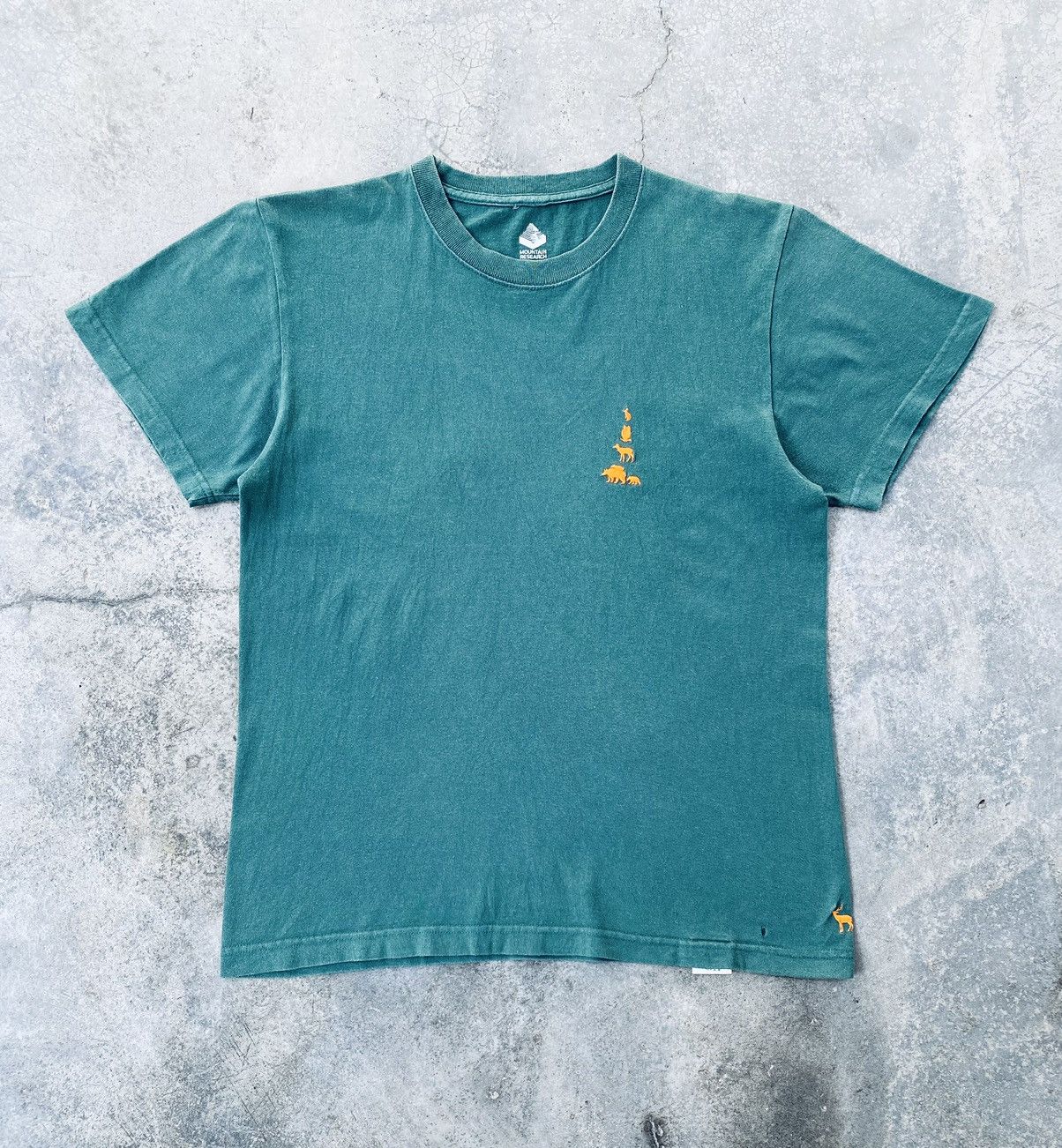 Mountain Research Vintage Y2k mountain Research Logo Tees Size US M / EU 48-50 / 2 - 1 Thumbnail