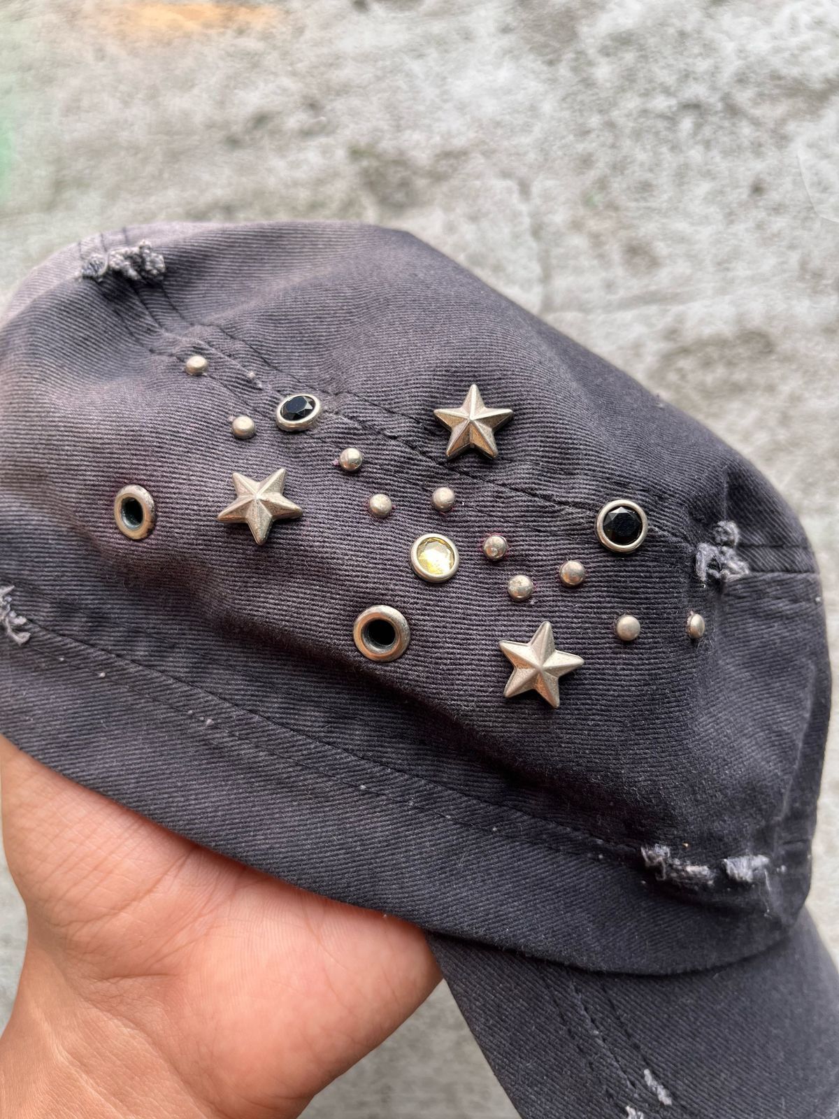If Six Was Nine × Japanese Brand × Le Grande Bleu (L.G.B.) TWO FOLD DISTRASSED STUDED HAT Size ONE SIZE - 2 Thumbnail