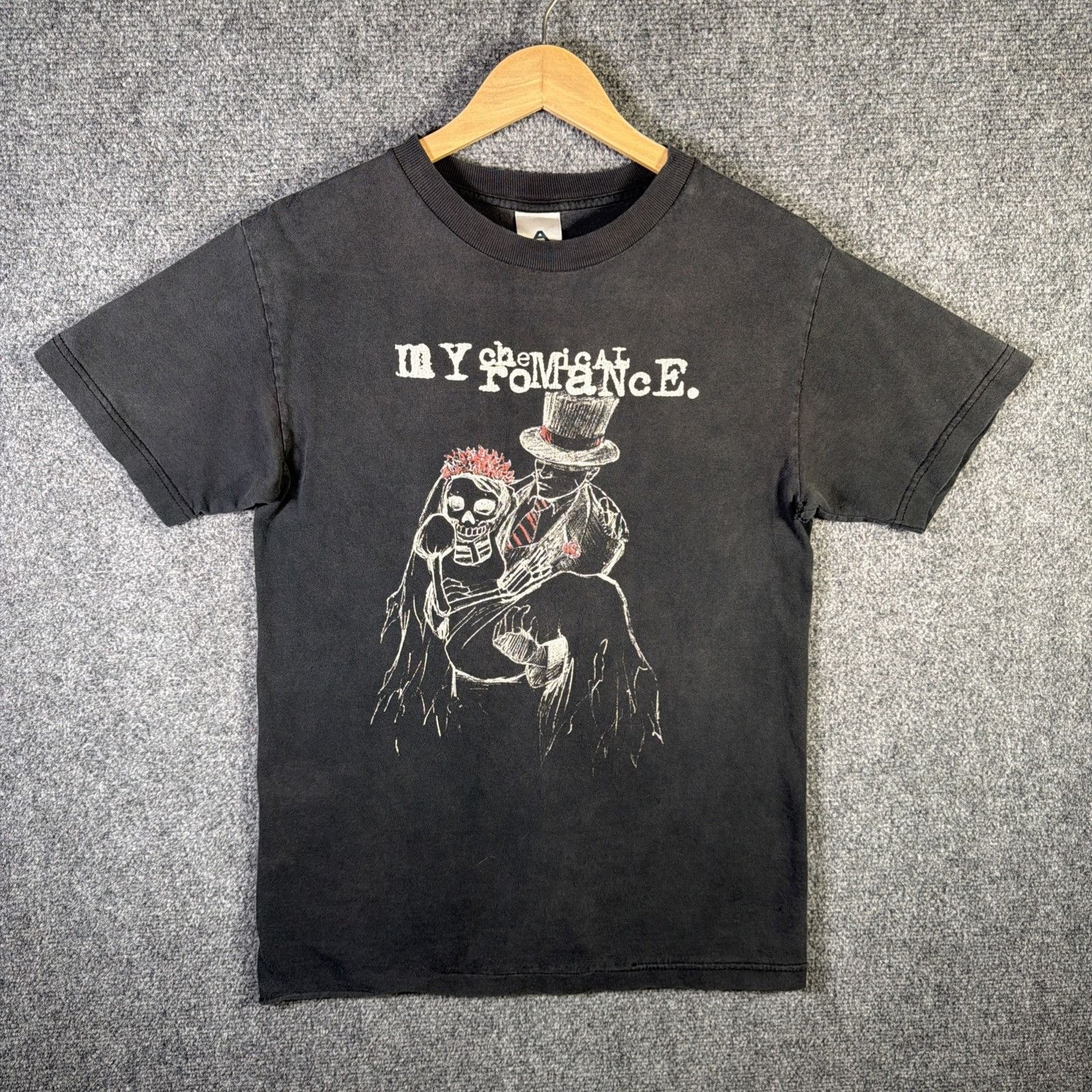Band Tees Vintage My Chemical Romance Shirt Small Black Y2K Faded Band Size US S / EU 44-46 / 1 - 1 Thumbnail