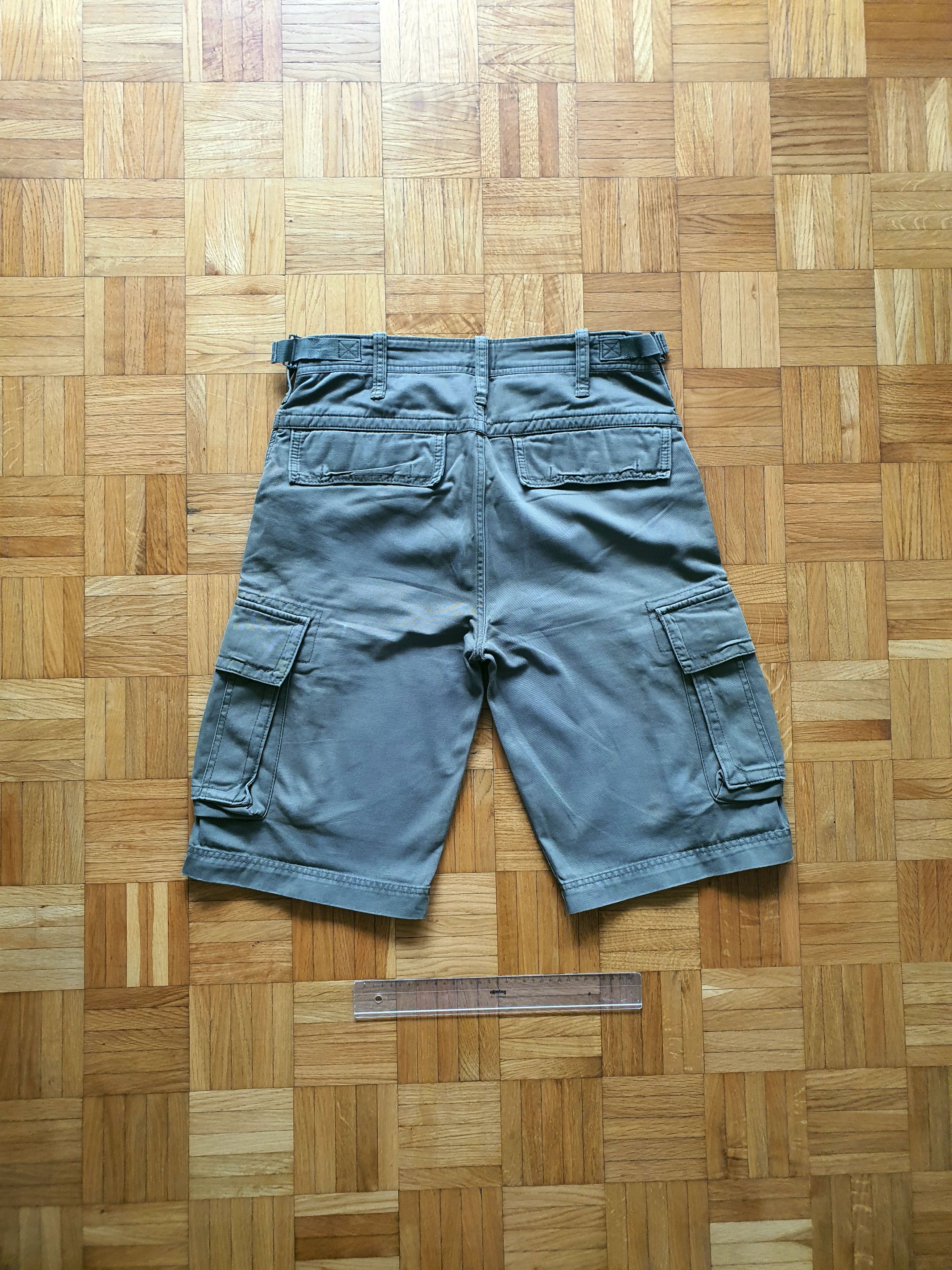 Tommy Hilfiger Hilfiger Denim - Vintage (00s) Olive Green Cargo Shorts Size US 31 - 2 Thumbnail