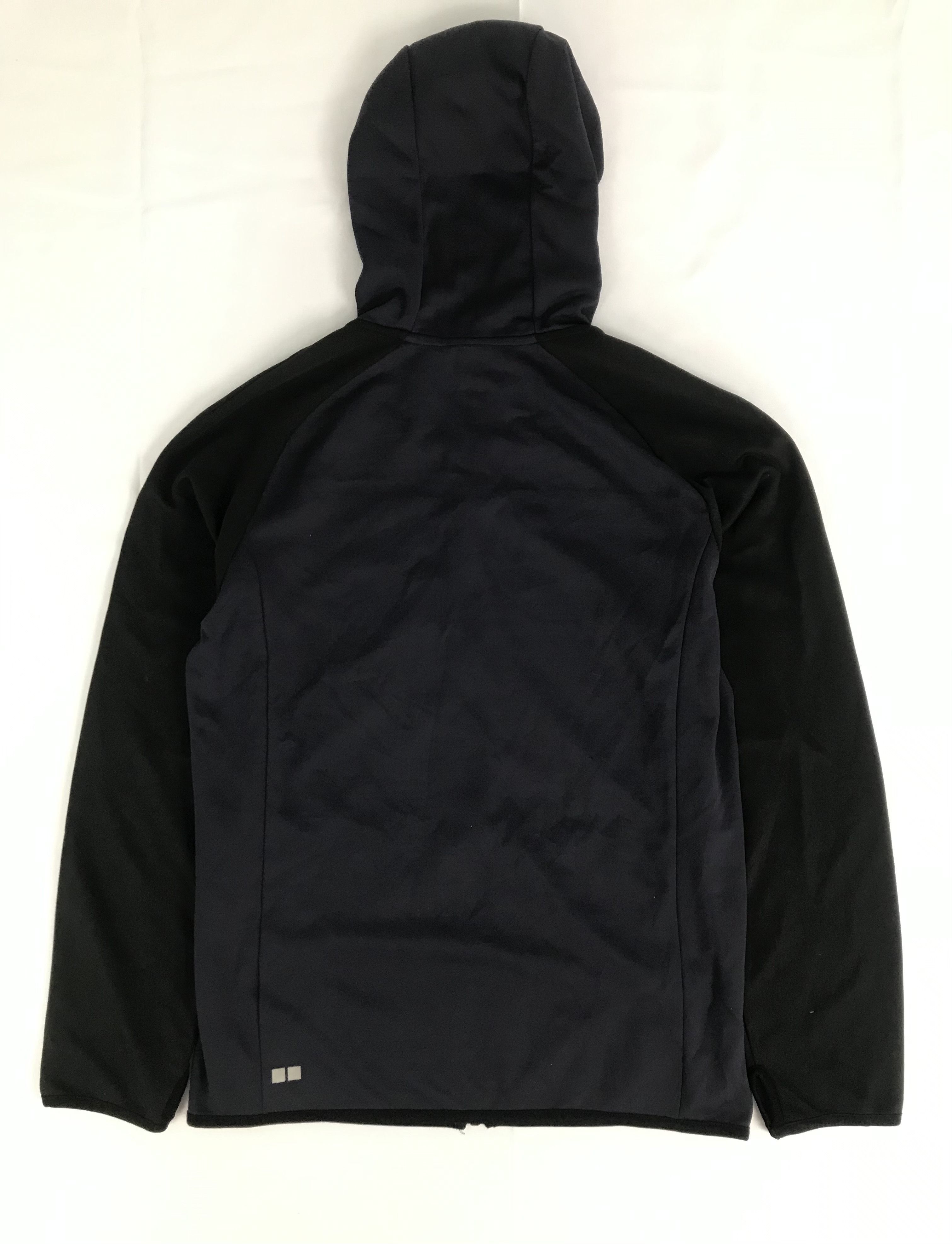 Uniqlo Original Uniqlo Sweater Size US M / EU 48-50 / 2 - 5 Thumbnail