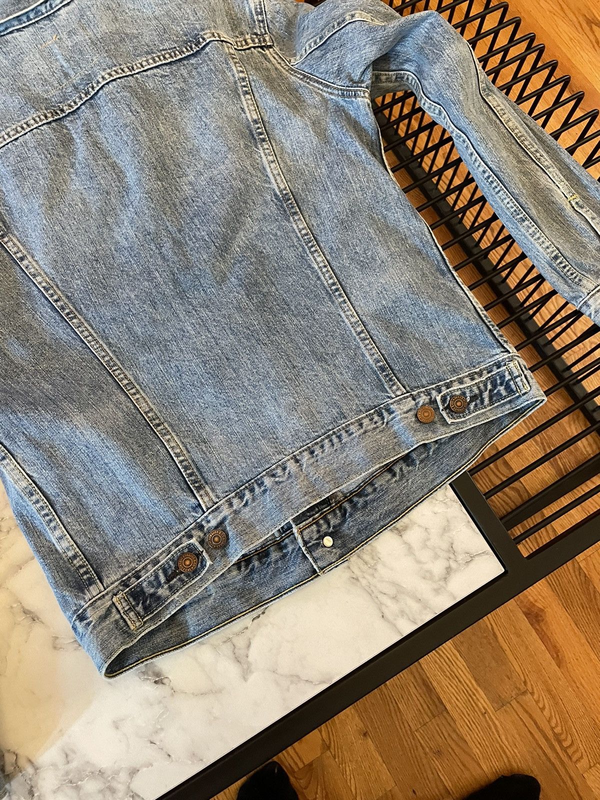 Levi's Vintage Levi’s washed blue denim jacket Size US M / EU 48-50 / 2 - 4 Thumbnail
