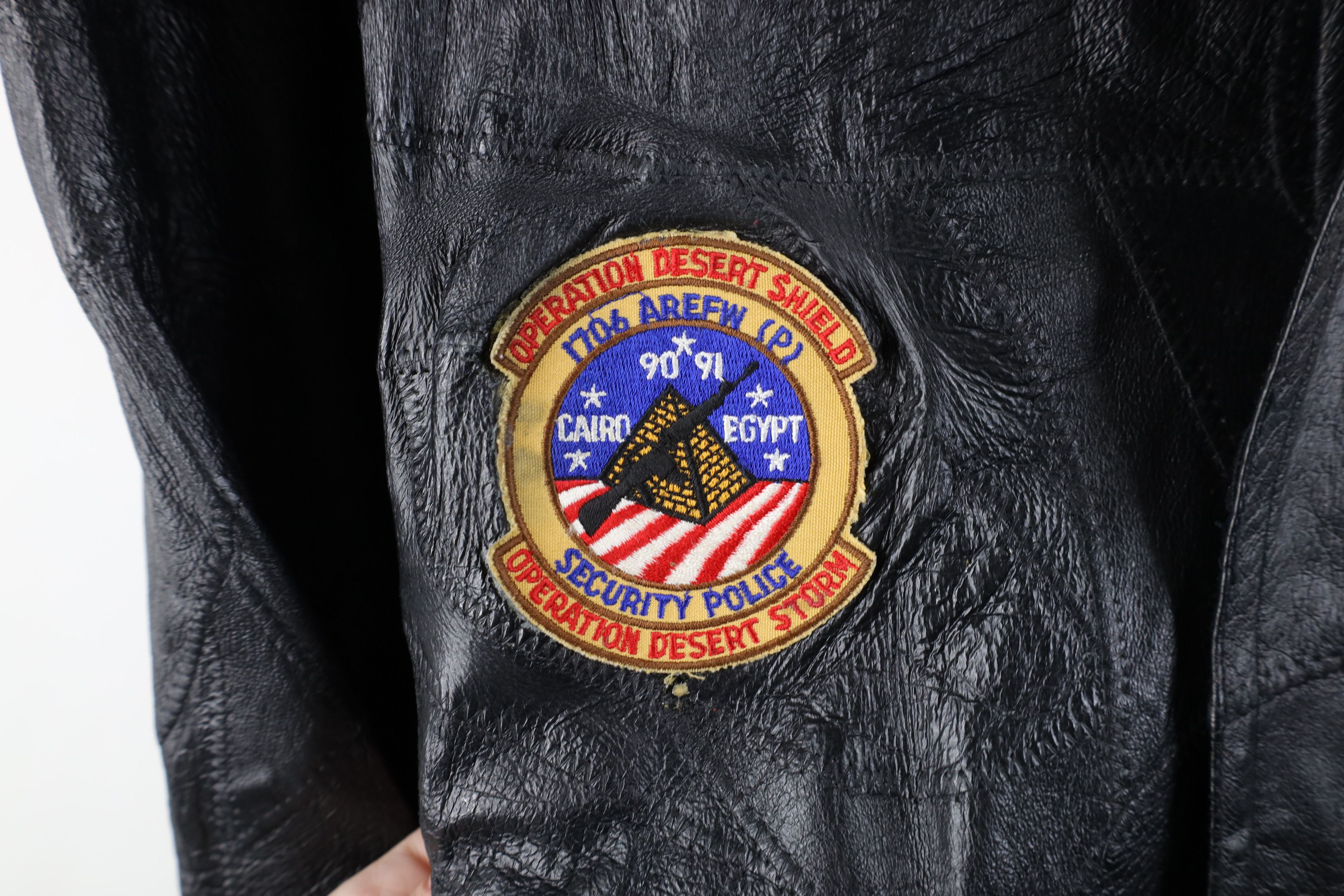 Vintage Vintage 90s Desert Storm Shield Leather Bomber Jacket Black Size US XXL / EU 58 / 5 - 5 Thumbnail