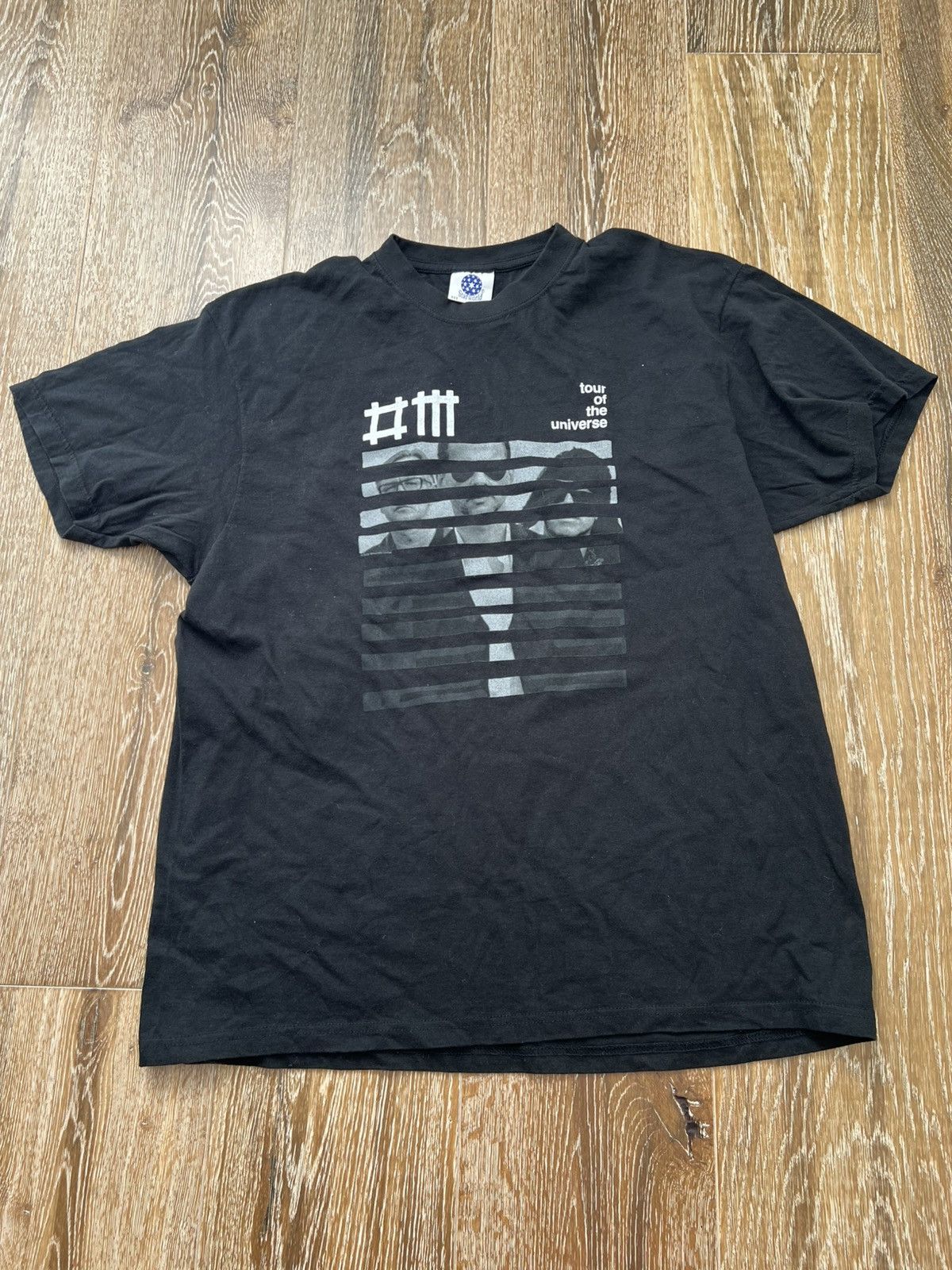 Vintage 2009 depeche mode tour tee Size US L / EU 52-54 / 3 - 1 Thumbnail