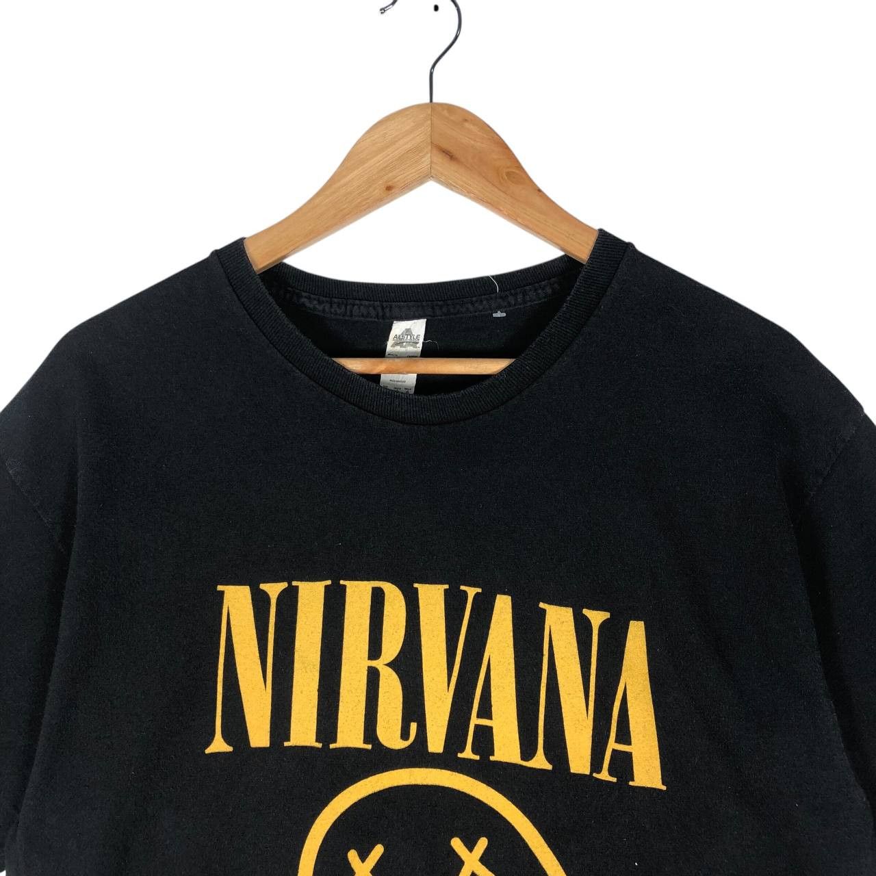 Band Tees Vintage Nirvana Smile Face T-shirt Size US L / EU 52-54 / 3 - 2 Thumbnail