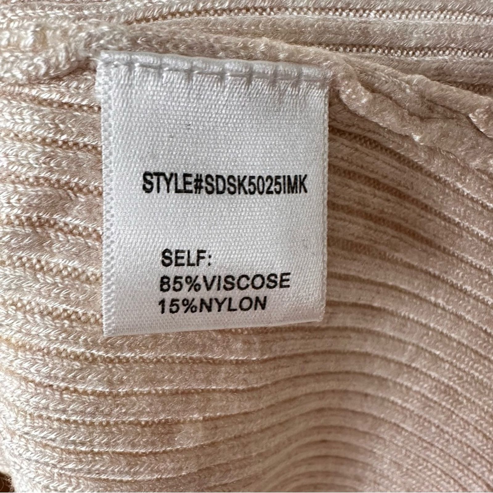 Other 4Sienna Soft Ribbed Deep V-neck Bodysuit Cream Sz Medium Size M / US 6-8 / IT 42-44 - 5 Thumbnail