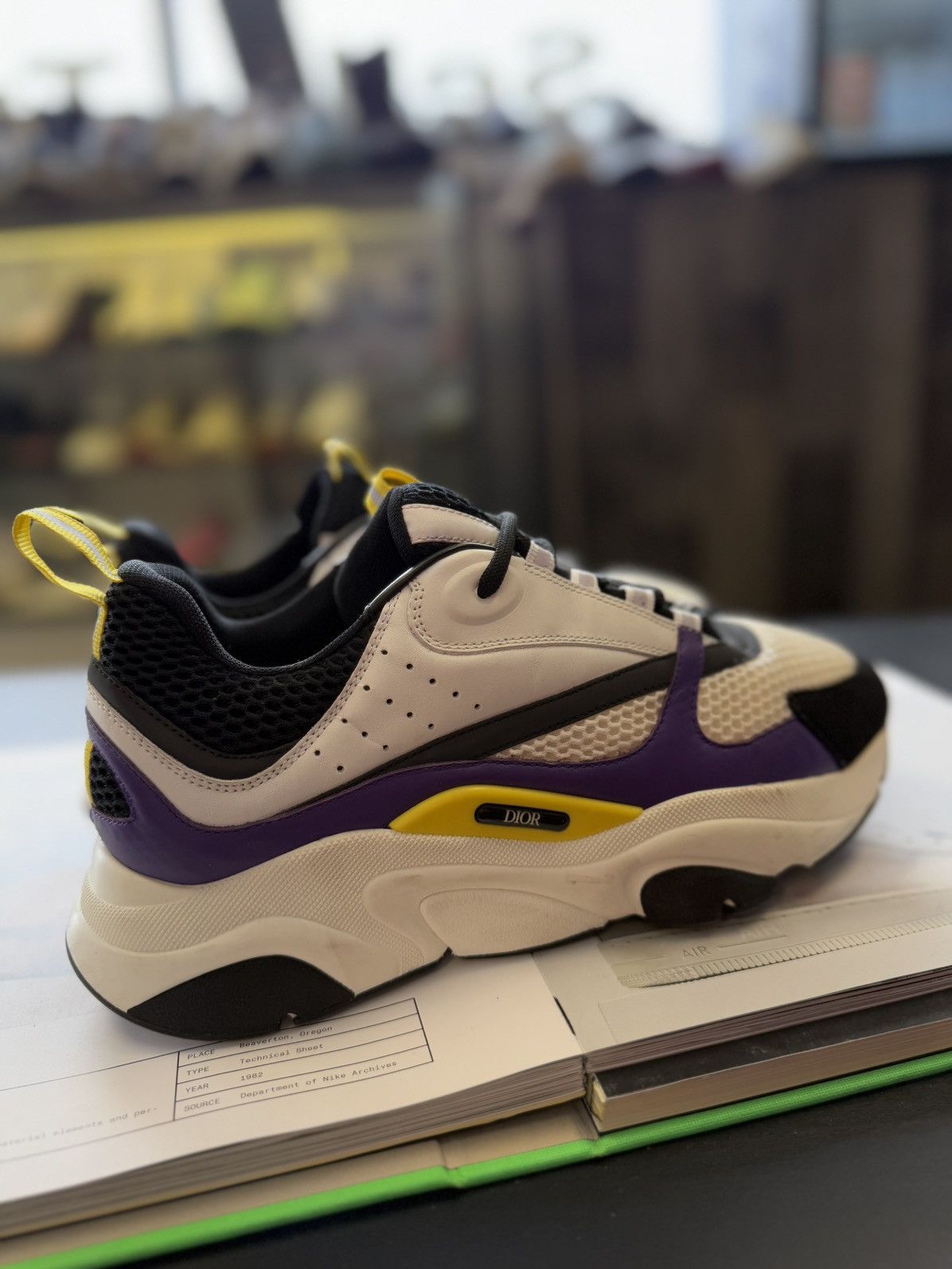 Dior Dior B22 White Purple Size 42EU/9US Discontinued Size US 9 / EU 42 - 3 Thumbnail